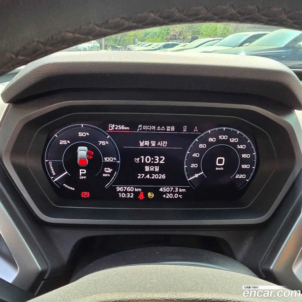 Audi Q4 e-tron 2022 — 14