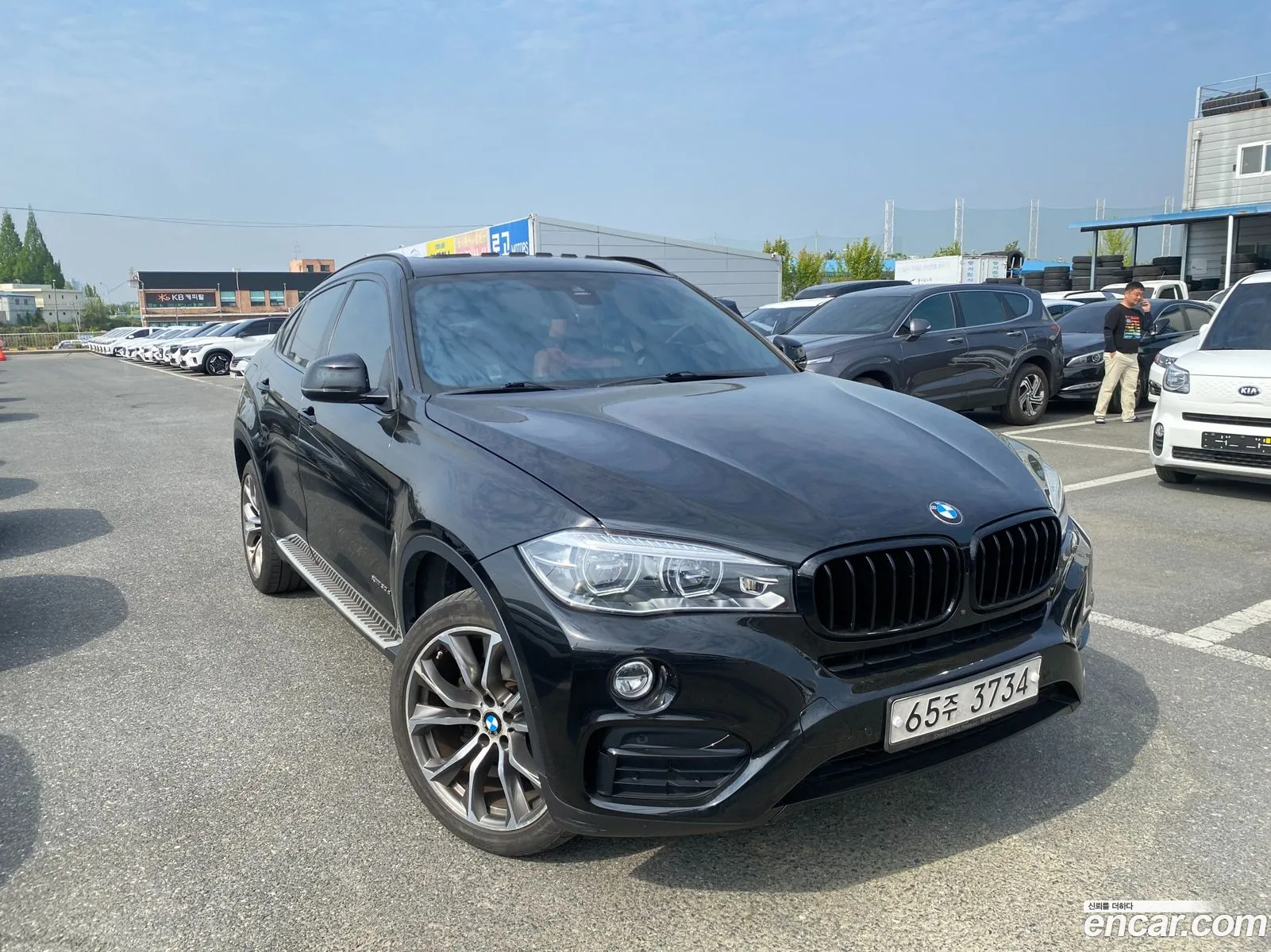 BMW X6 2018 — 18