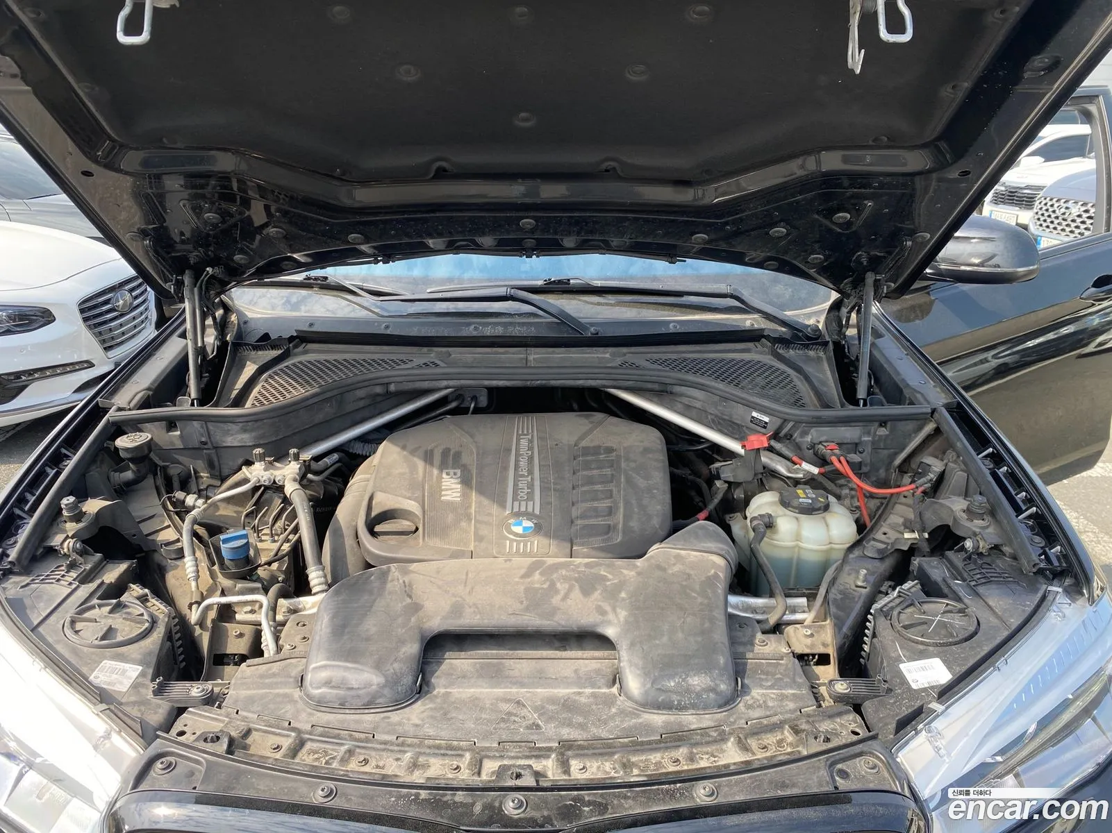 BMW X6 2018 — 19