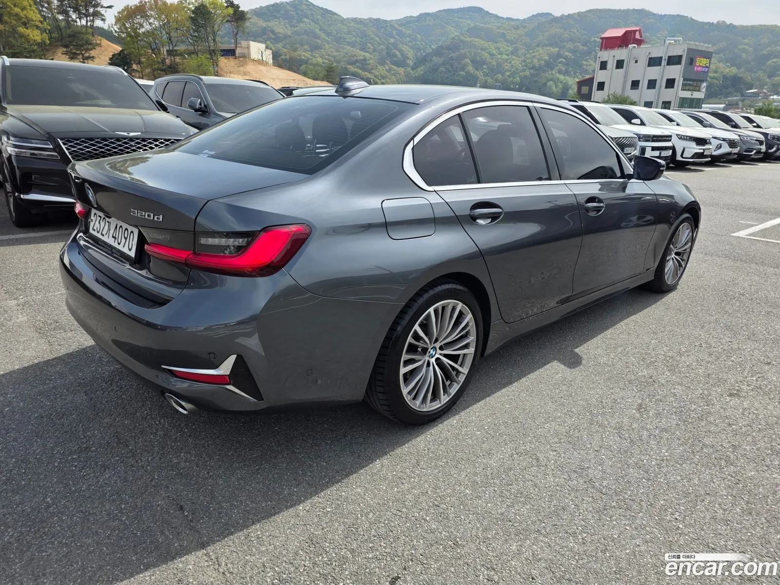 BMW 3 Series 2021 — 11