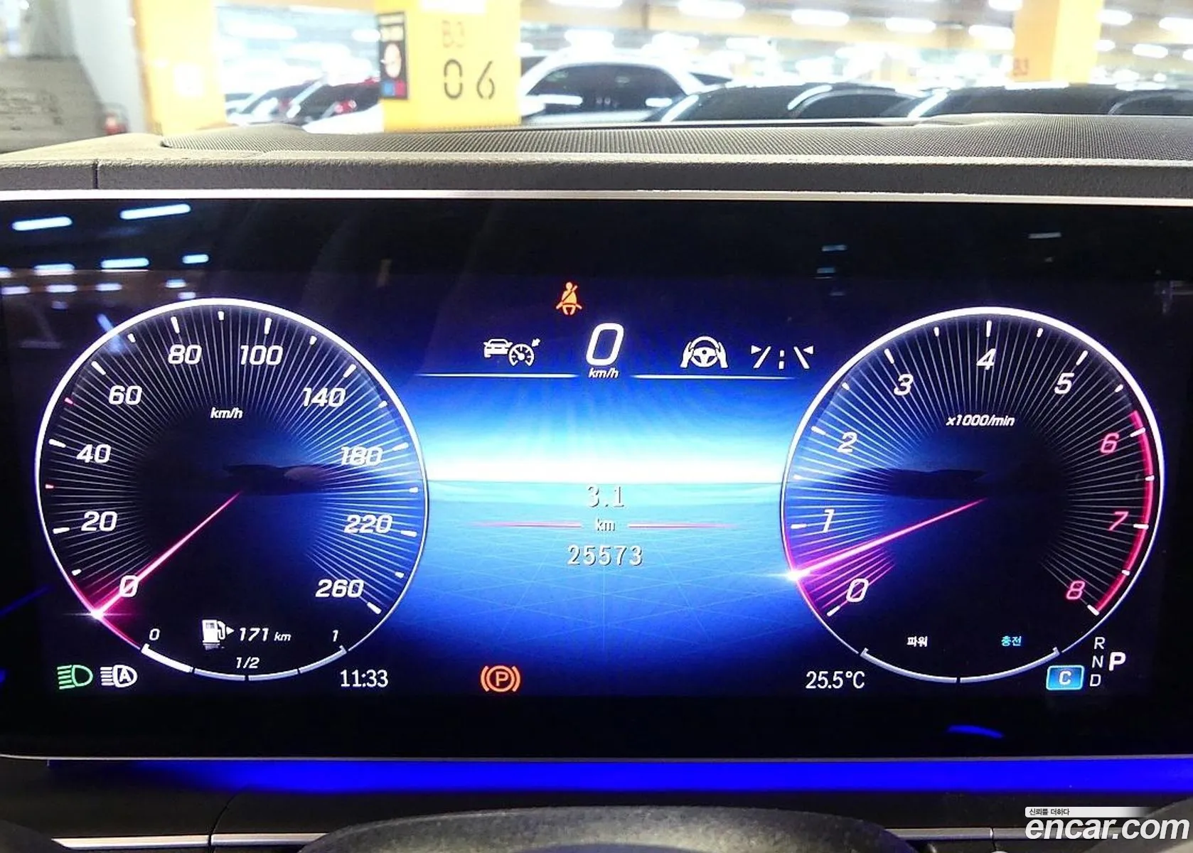 Mercedes-Benz GLE-Class W167 2025 — 13