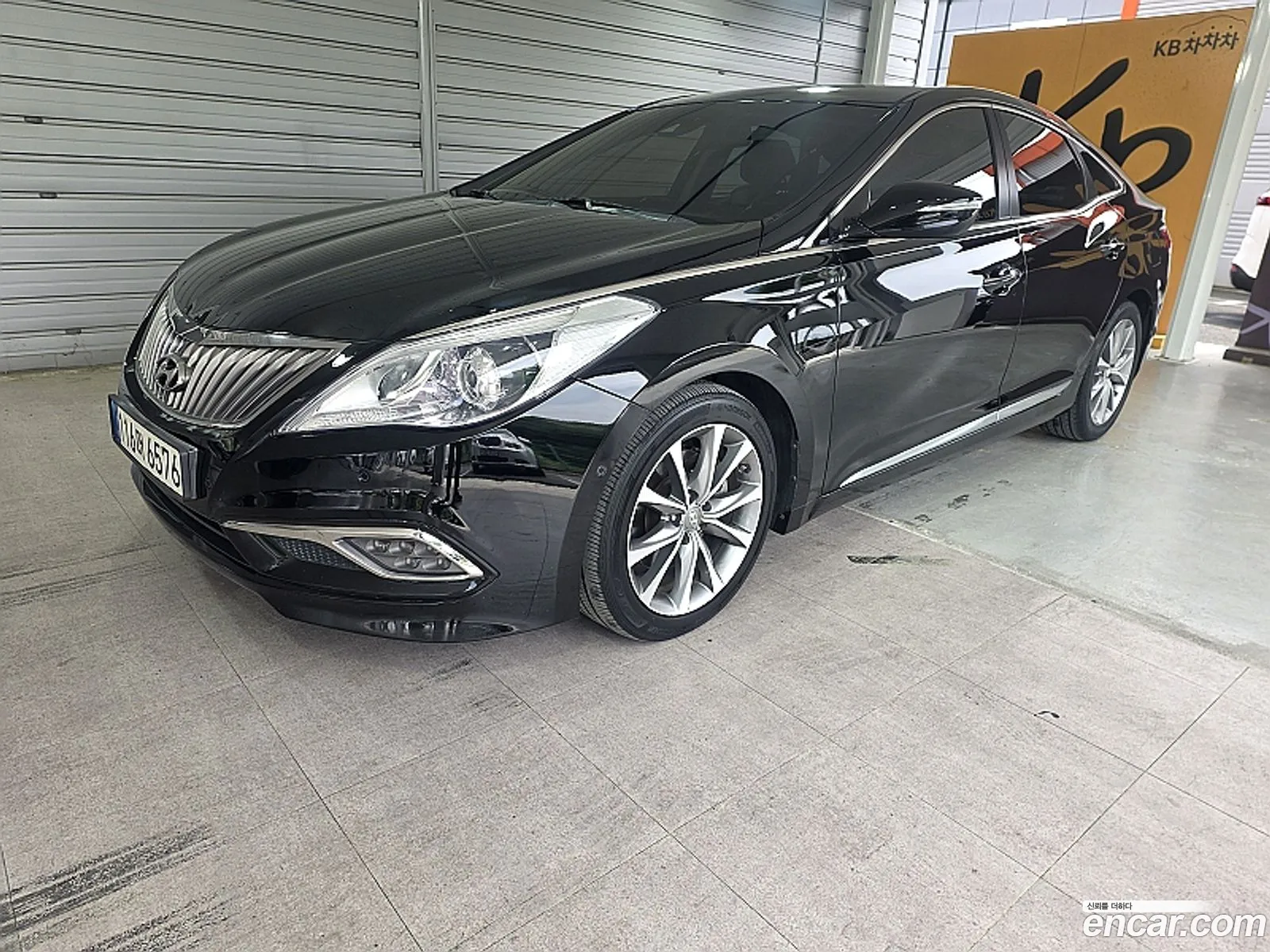 Hyundai Grandeur HG 2016 — 18