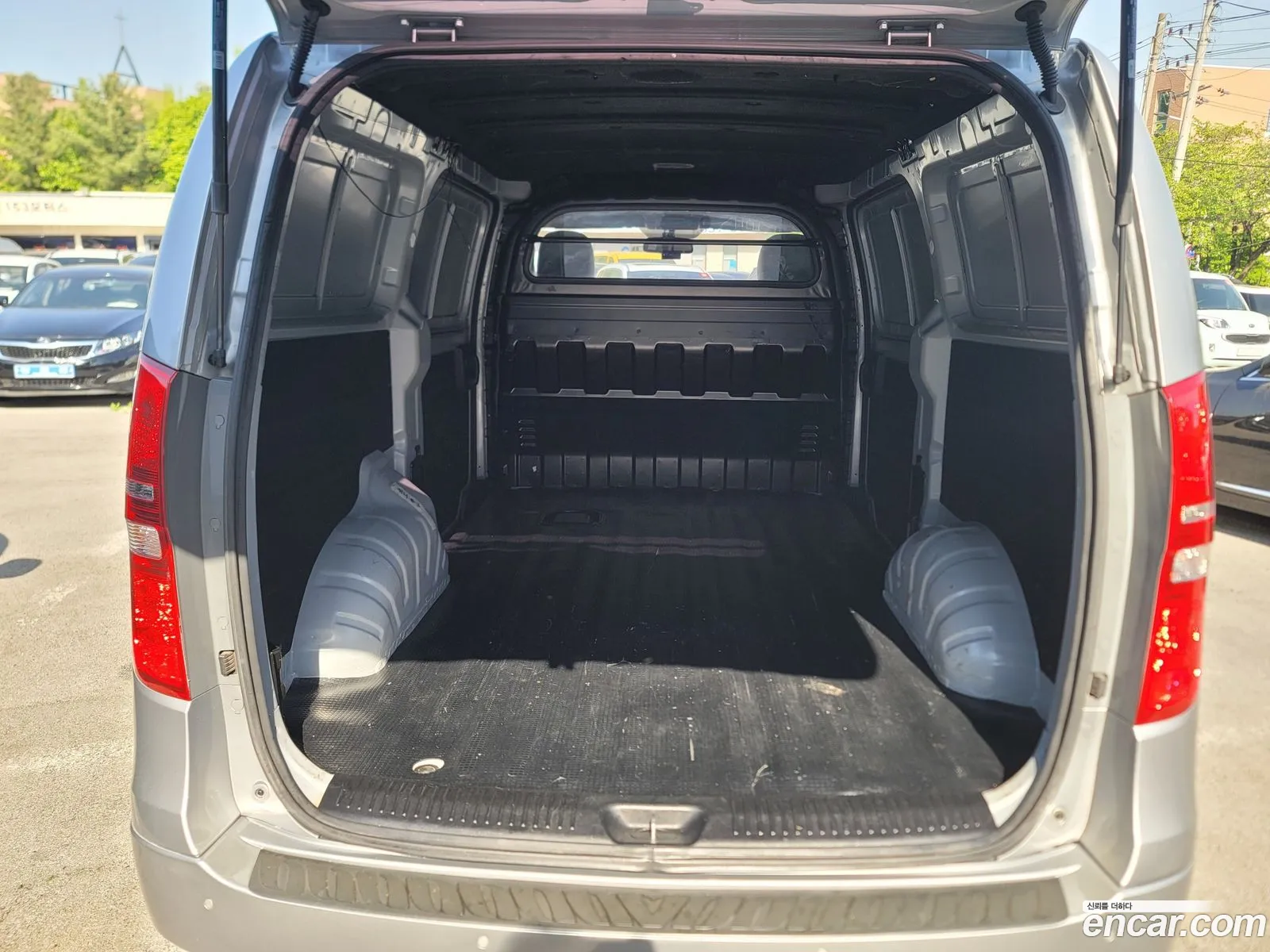 Hyundai Grand Starex 2019 — 16