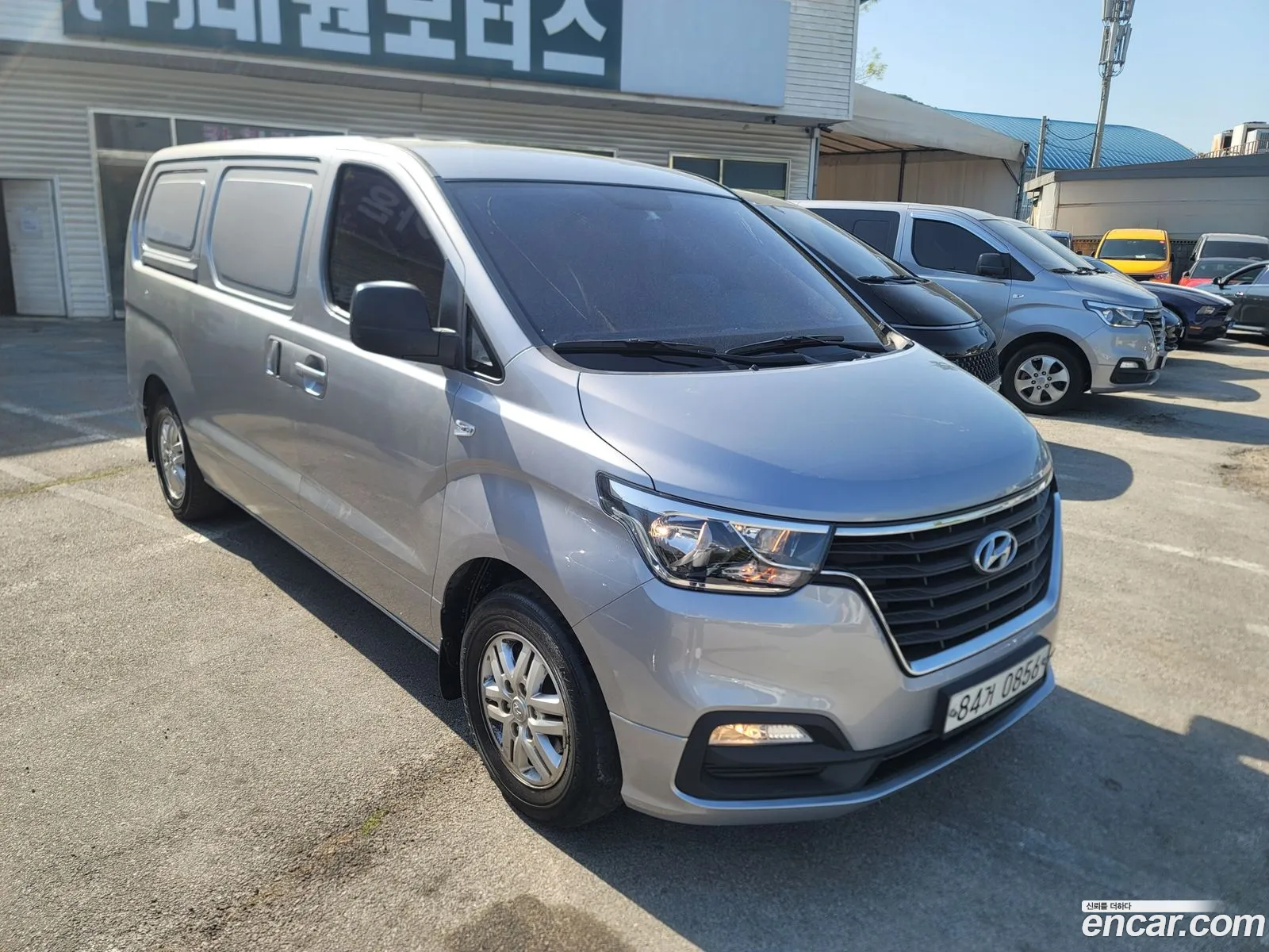 Hyundai Grand Starex 2019 — 3