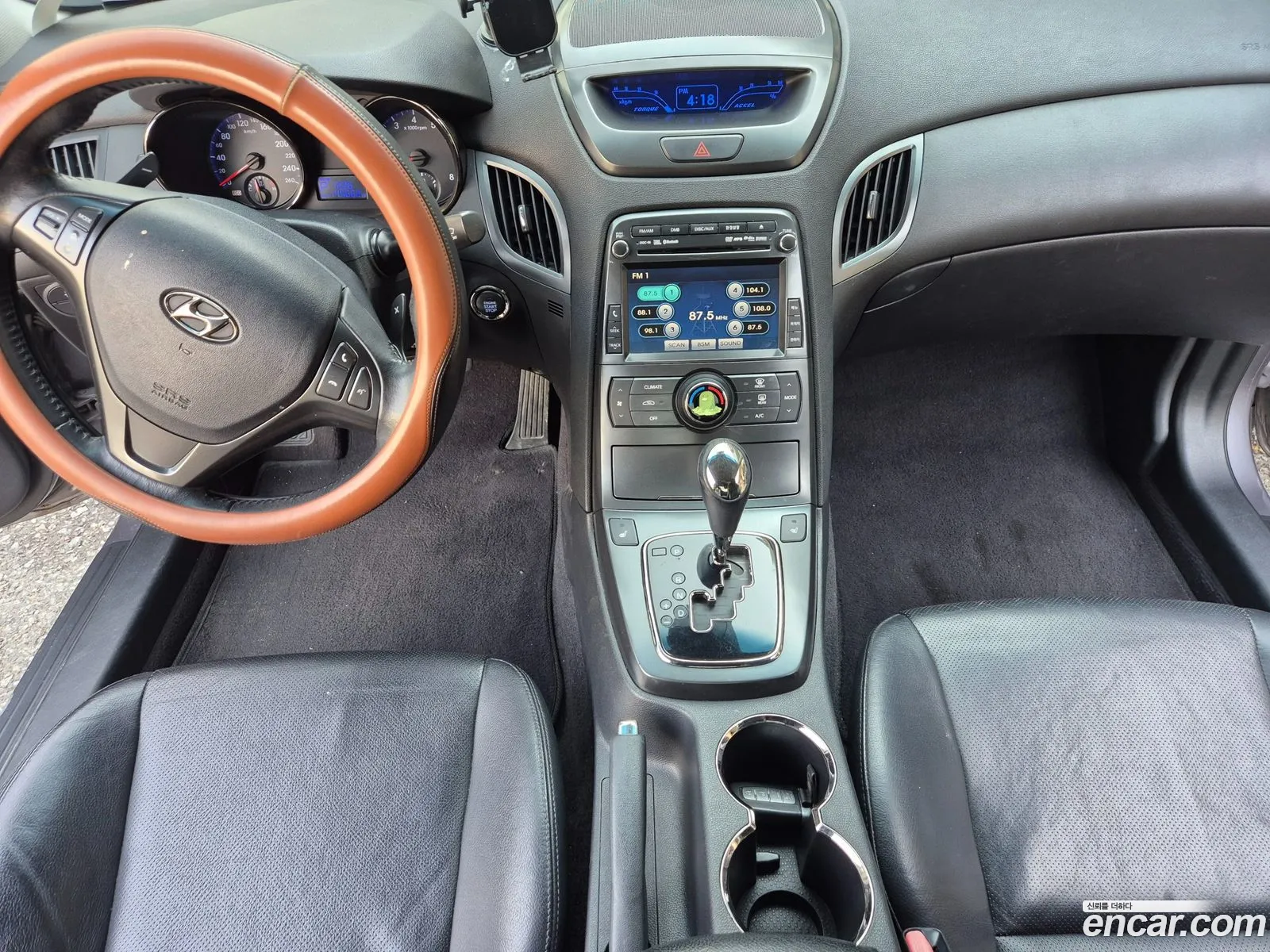 Hyundai Genesis Coupe 2011 — 10