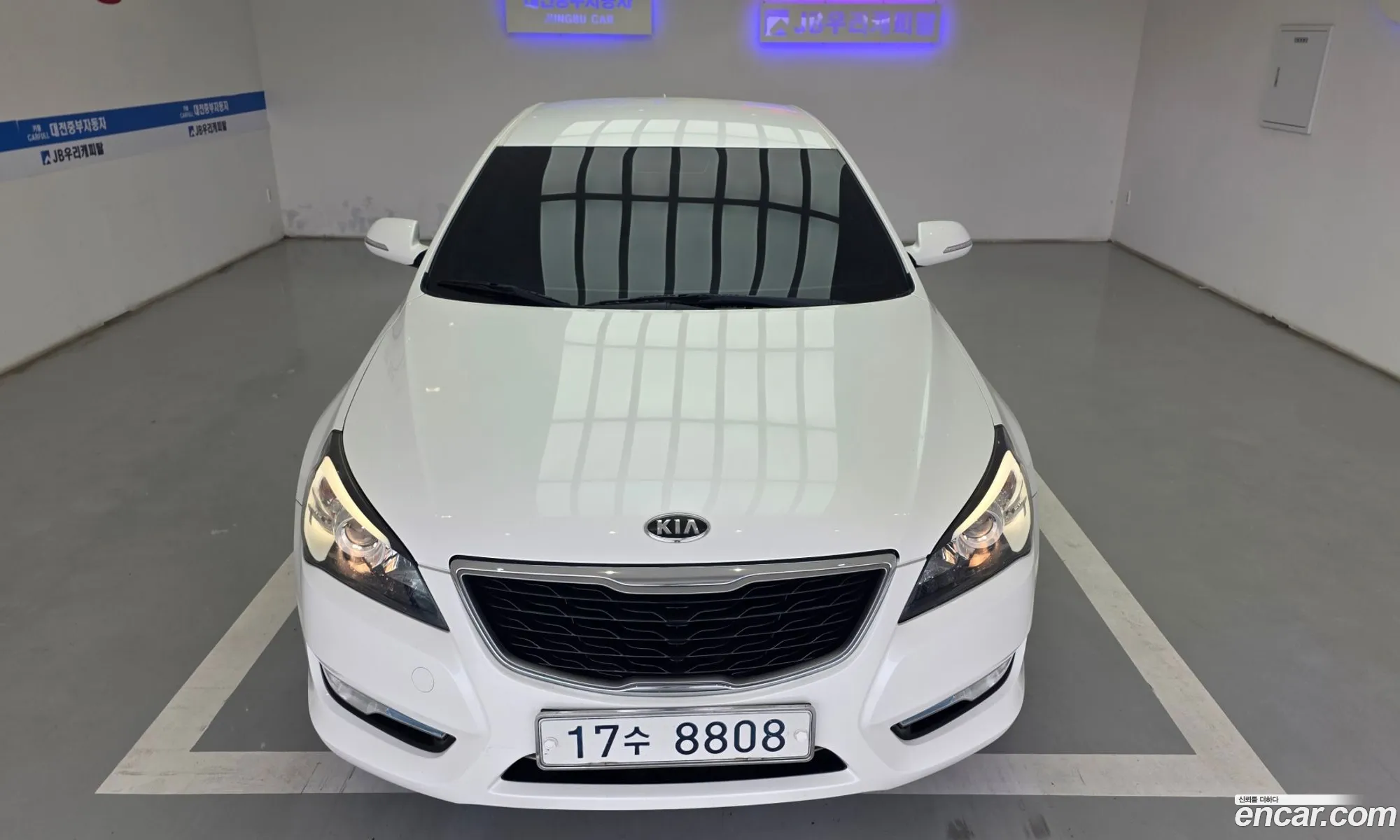 Kia K7 2011 — 2