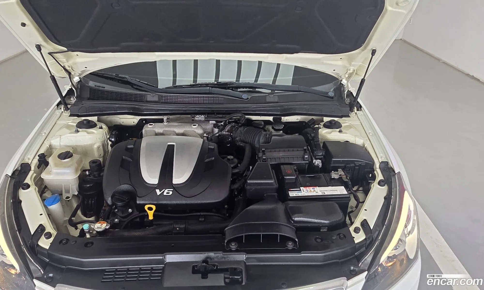 Kia K7 2011 — 14