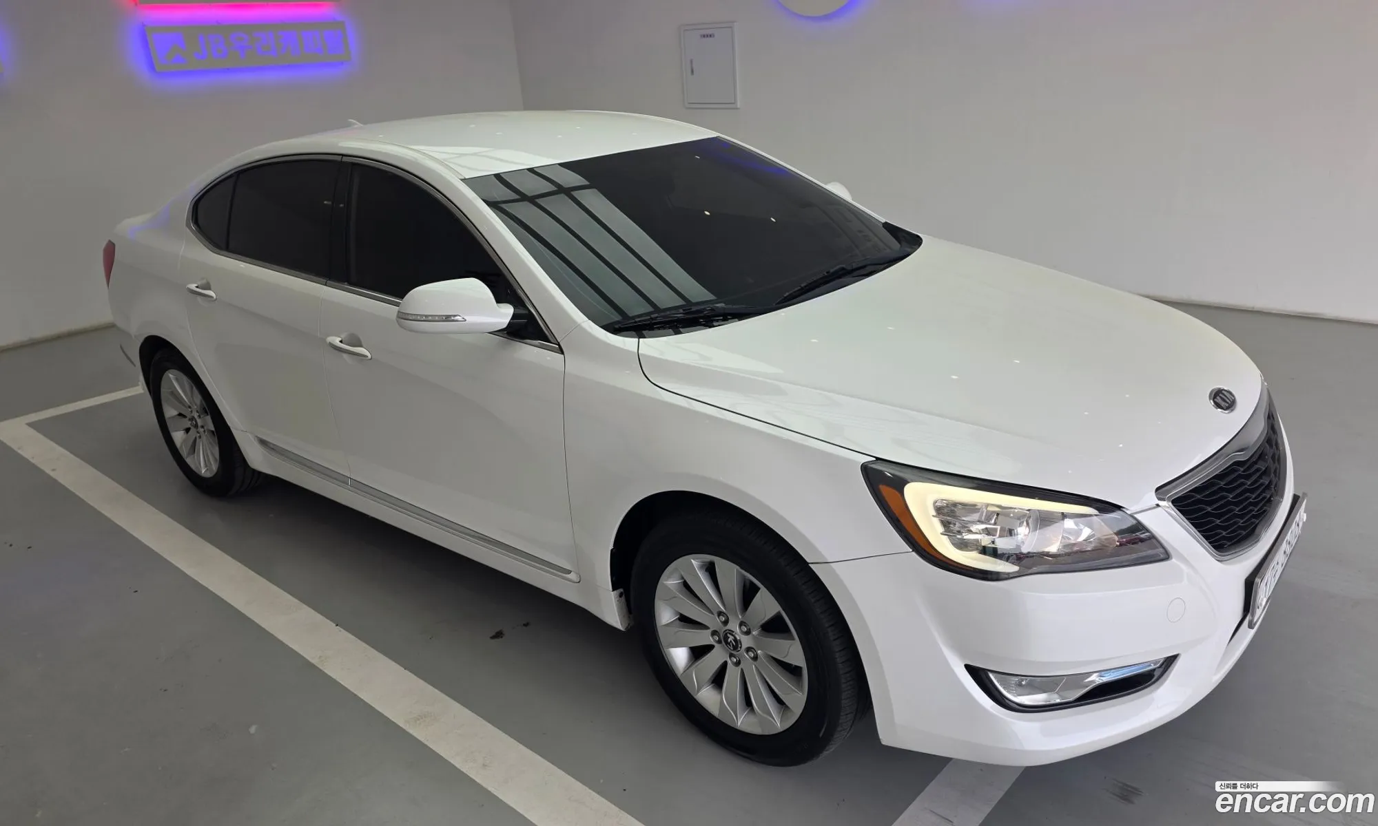 Kia K7 2011 — 19