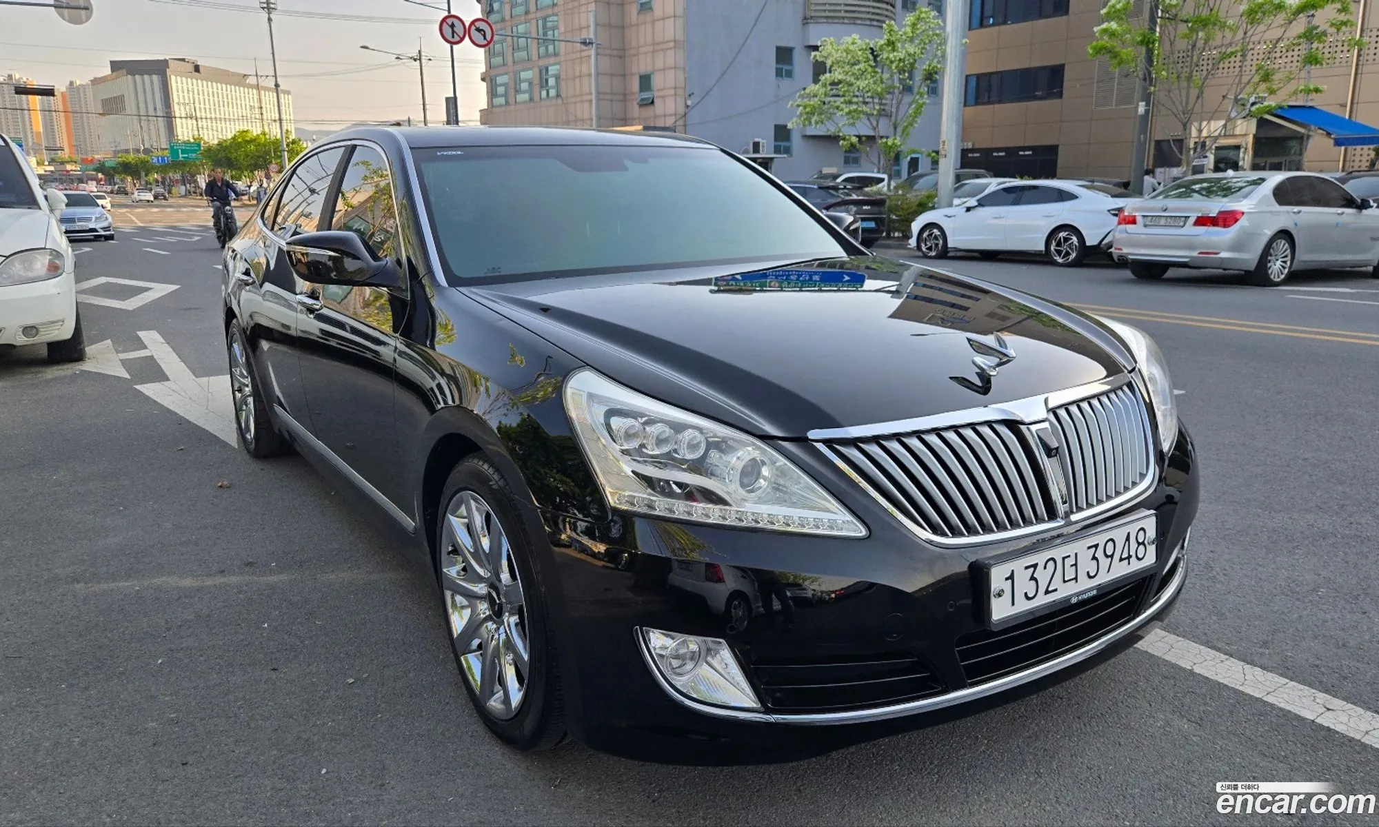 Hyundai Equus 2010 — 18