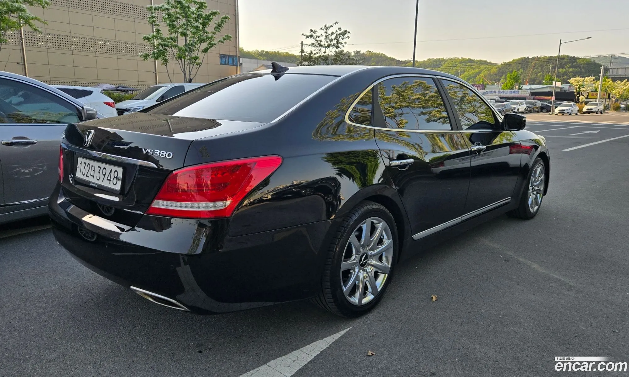 Hyundai Equus 2010 — 19