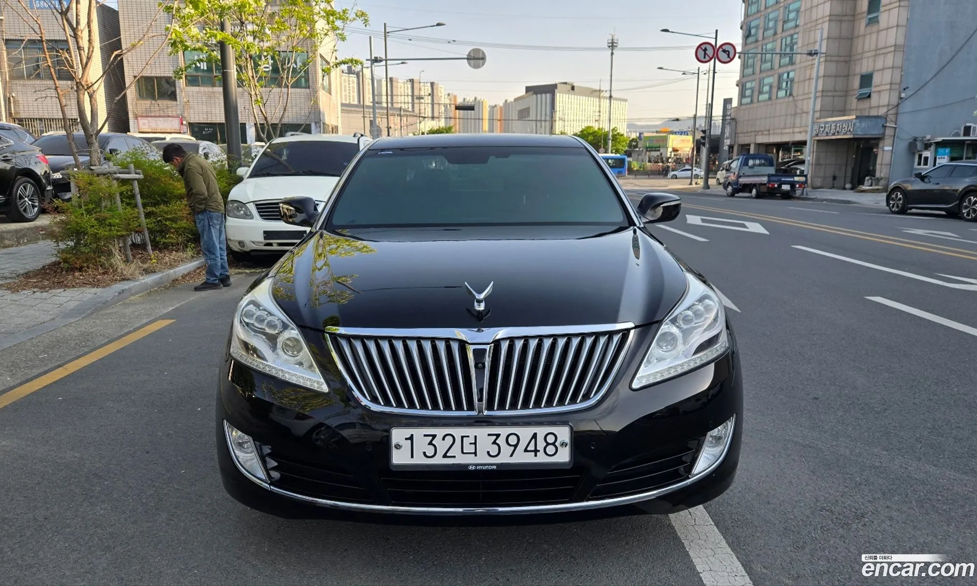Hyundai Equus 2010 — 3