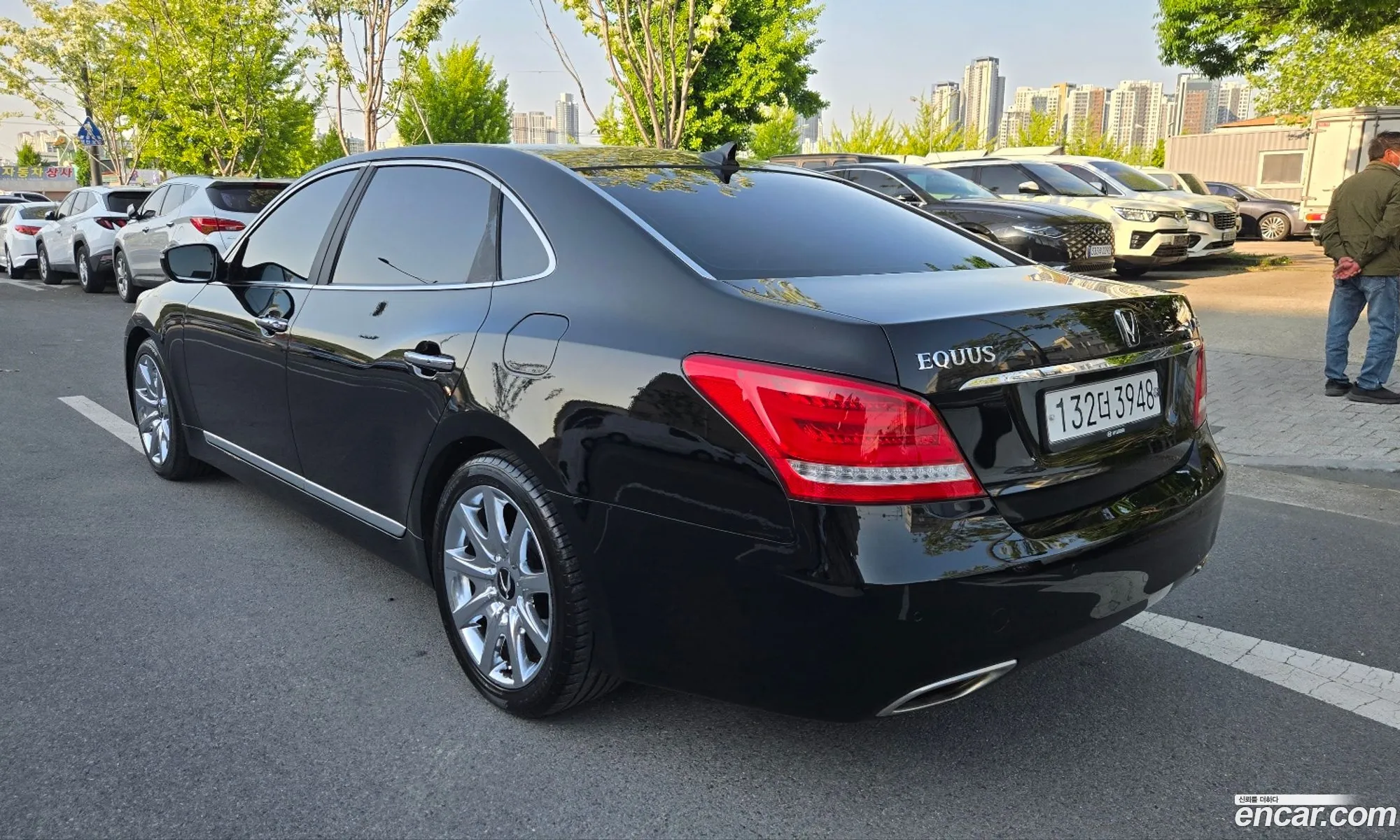 Hyundai Equus 2010 — 2