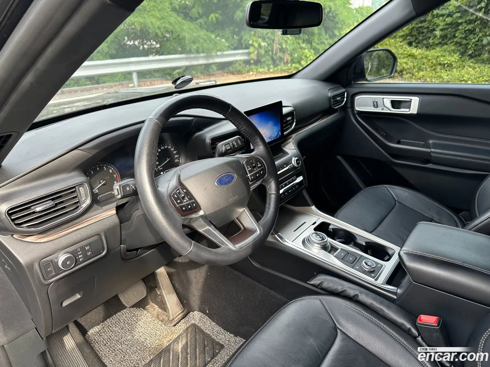 Ford Explorer 6th Gen 2020 — 14