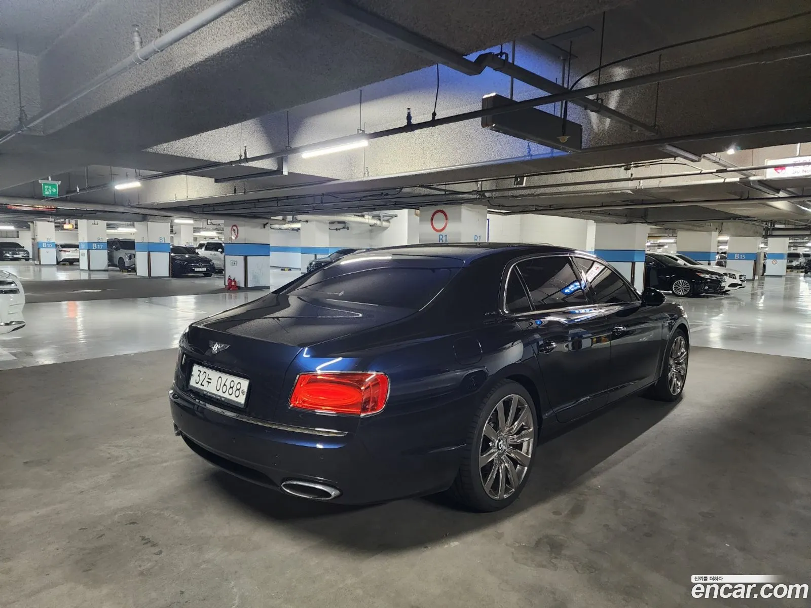 Bentley Flying Spur 2016 — 17
