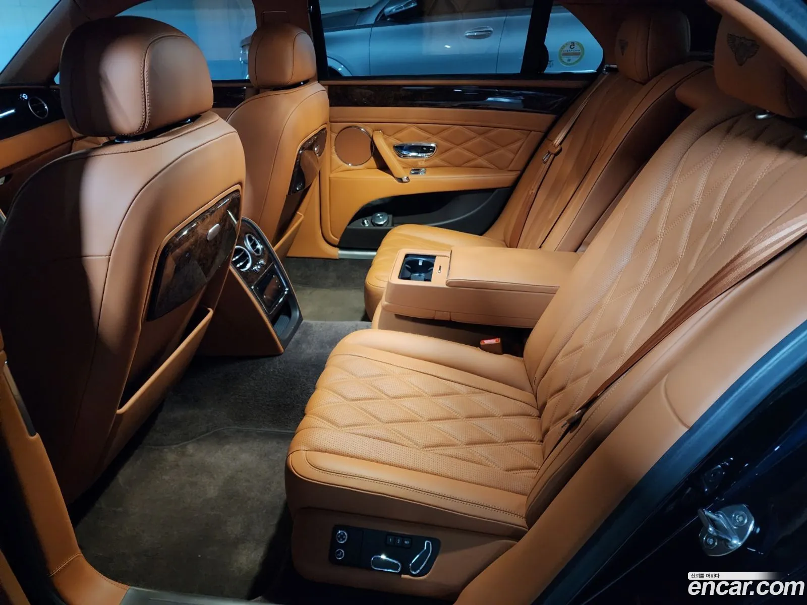Bentley Flying Spur 2016 — 10