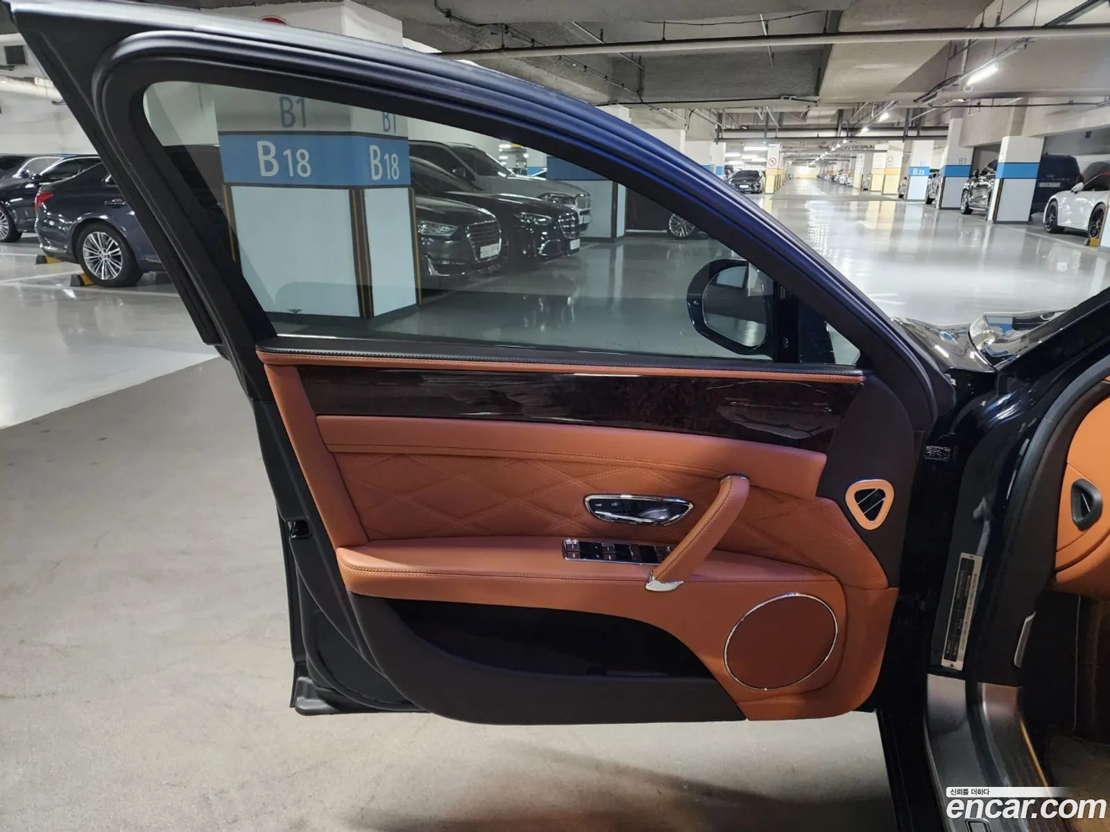Bentley Flying Spur 2016 — 8