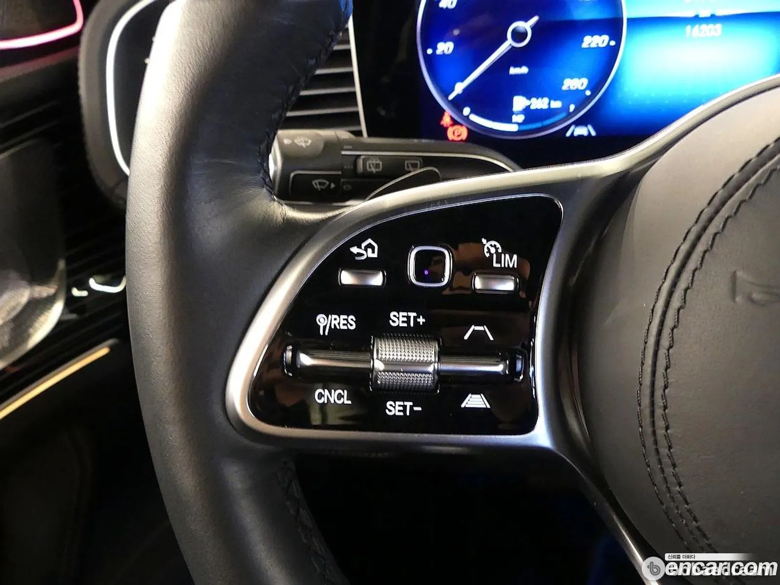 Mercedes-Benz GLS-Class X167 2022 — 14