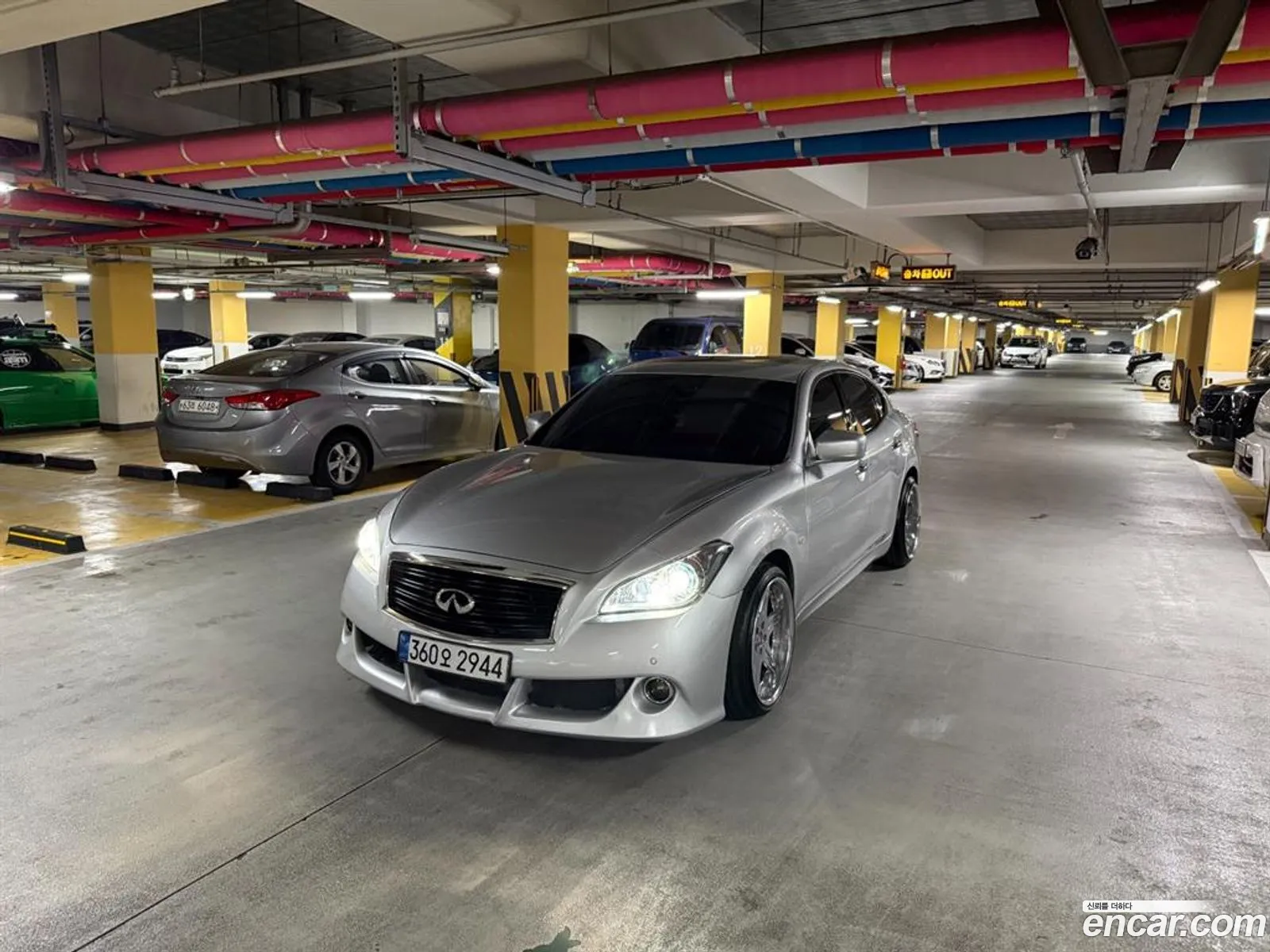 Infiniti M37 2010 — 11
