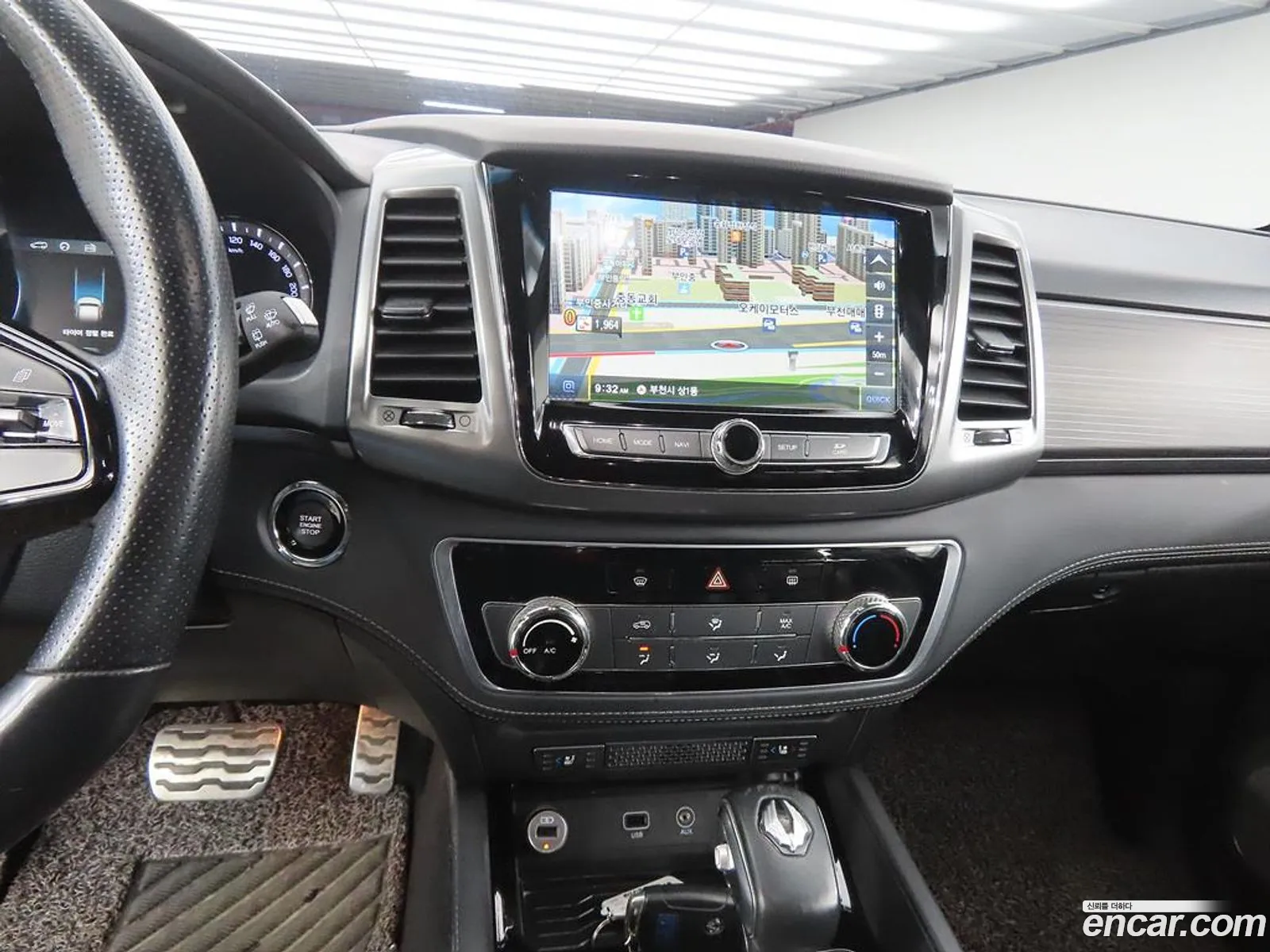 KG Mobility (SsangYong) G4 Rexton 2019 — 18