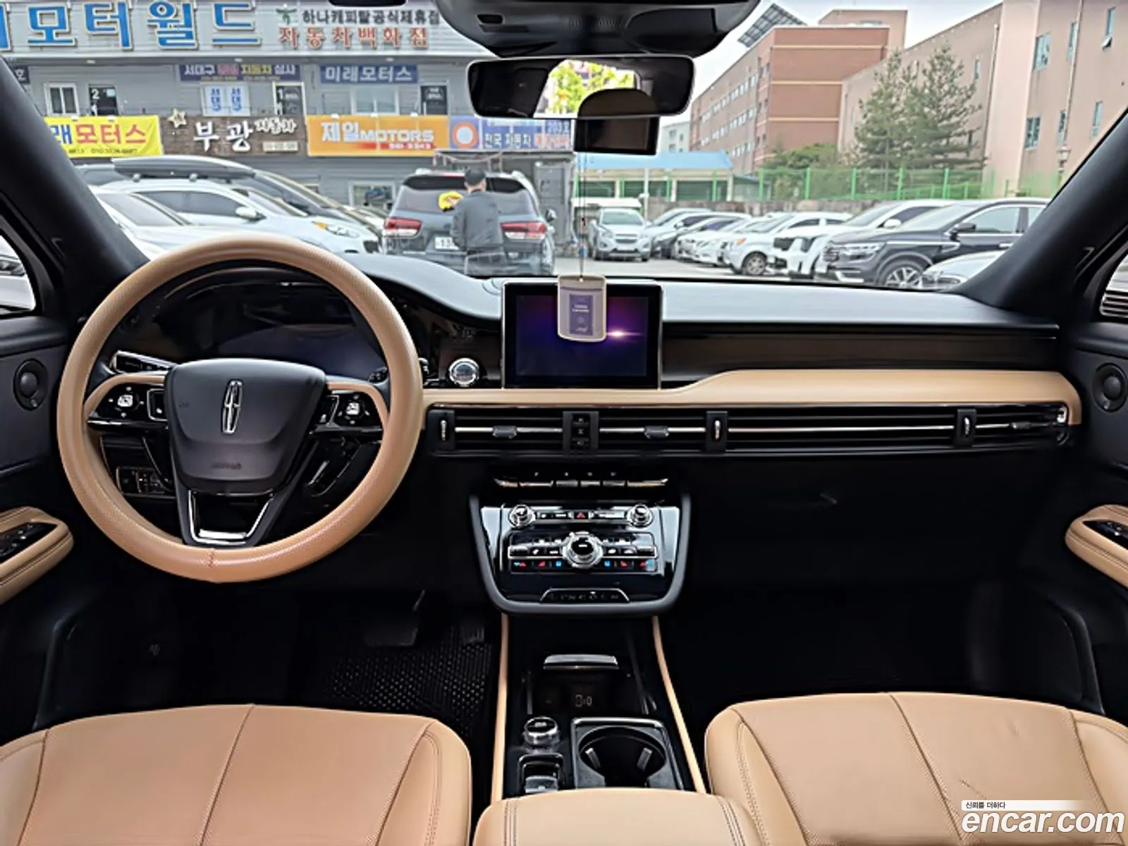 Lincoln Corsair 2022 — 17