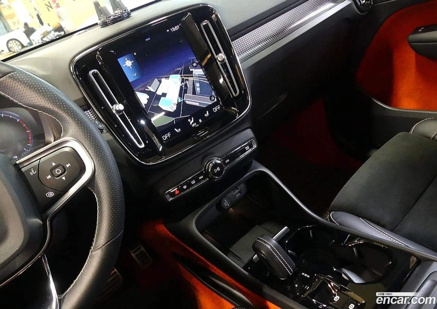 Volvo XC40 2021 — 18