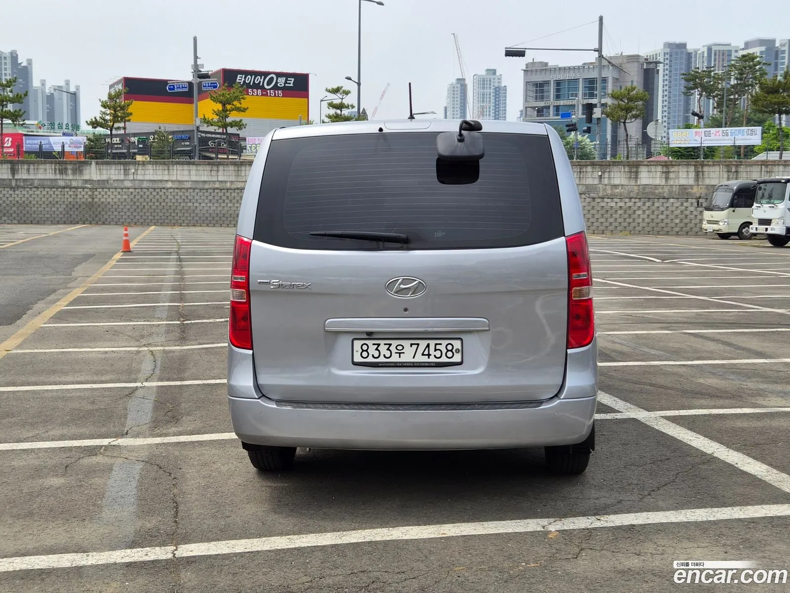 Hyundai Grand Starex 2018 — 15