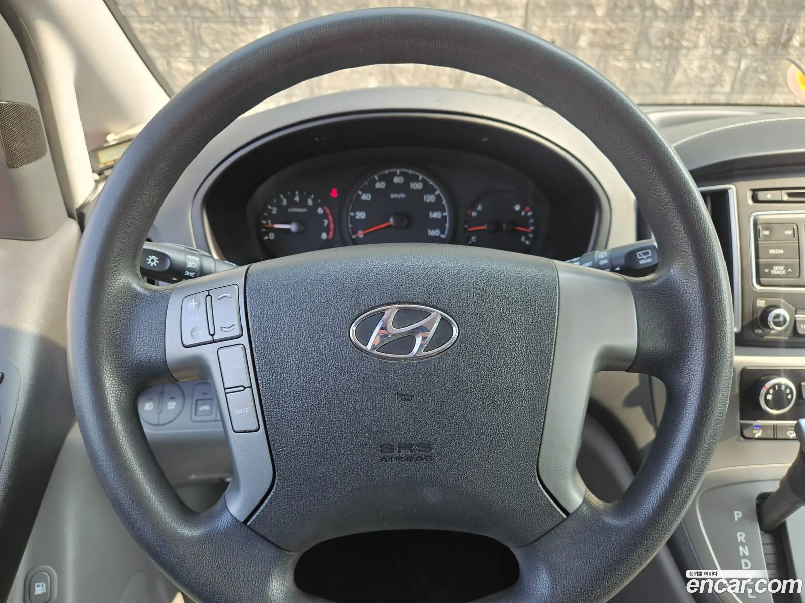 Hyundai Grand Starex 2018 — 10