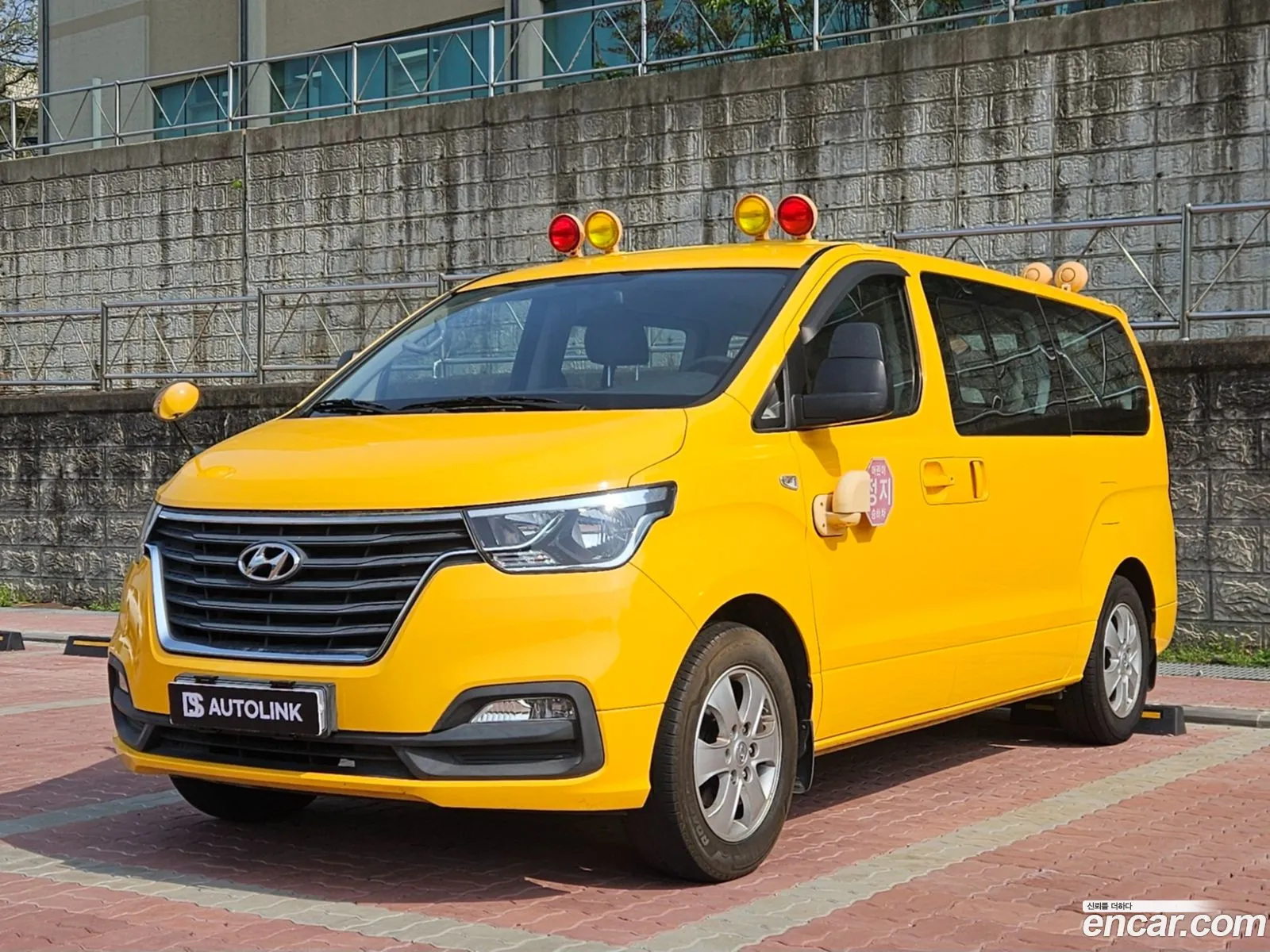 Hyundai Grand Starex 2018 — 15
