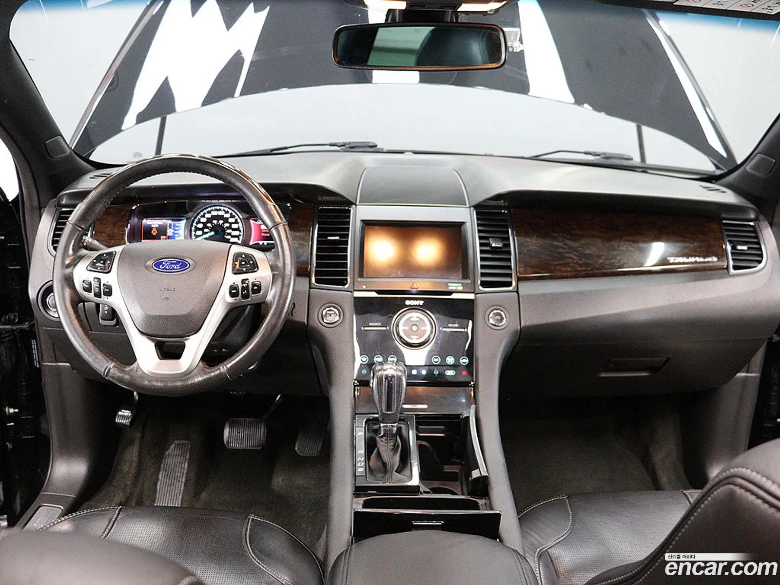 Ford Taurus 2016 — 13