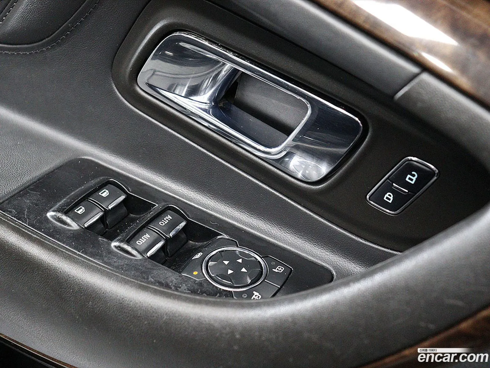 Ford Taurus 2016 — 10