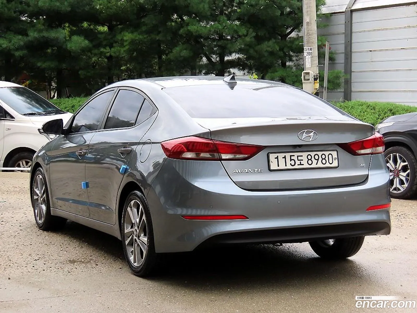 Hyundai Elantra AD 2018 — 14
