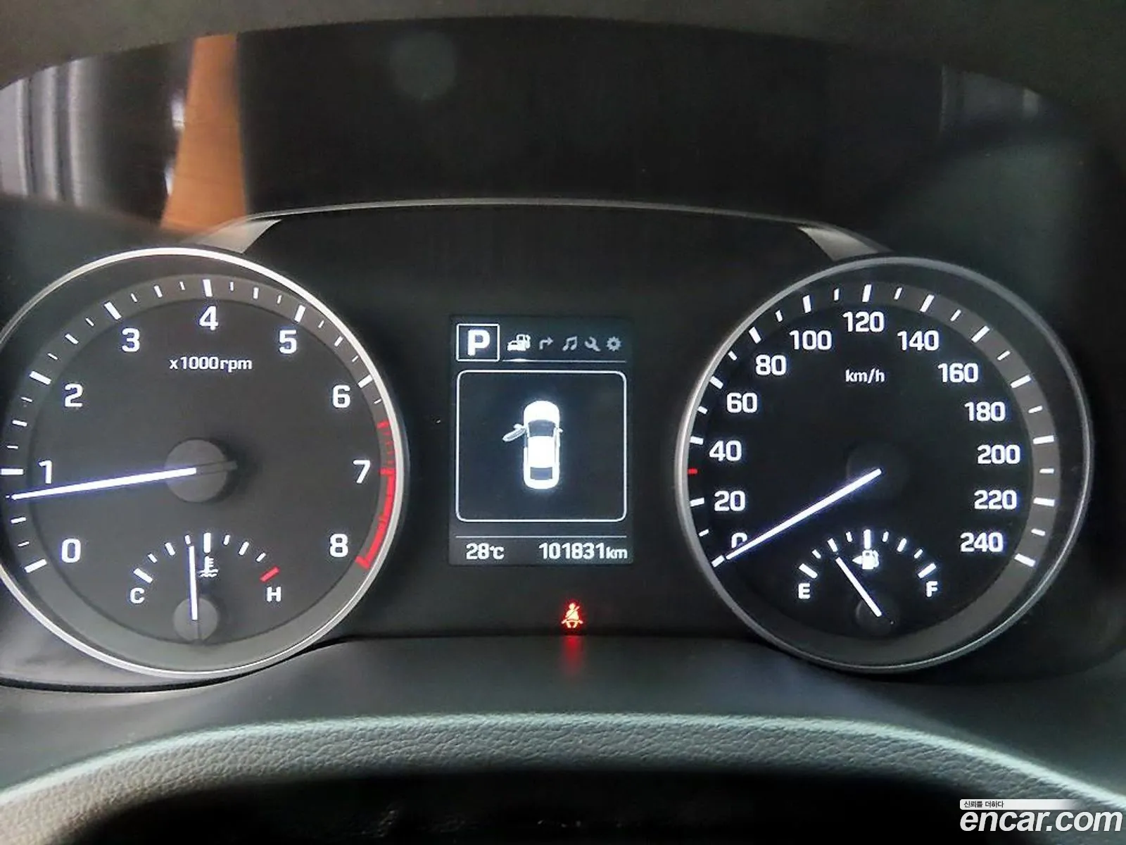 Hyundai Elantra AD 2018 — 9