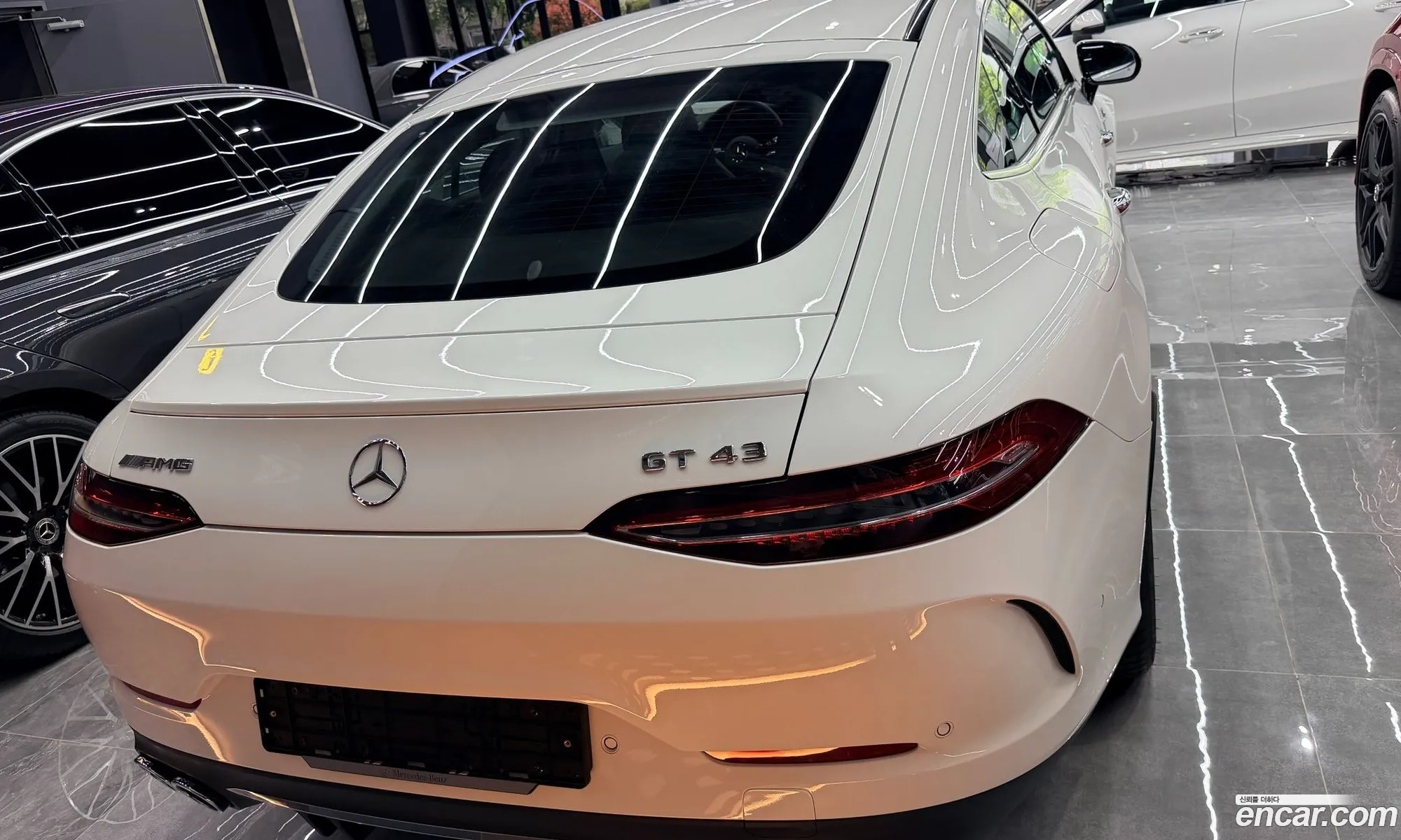 Mercedes-Benz AMG GT 2025 — 11