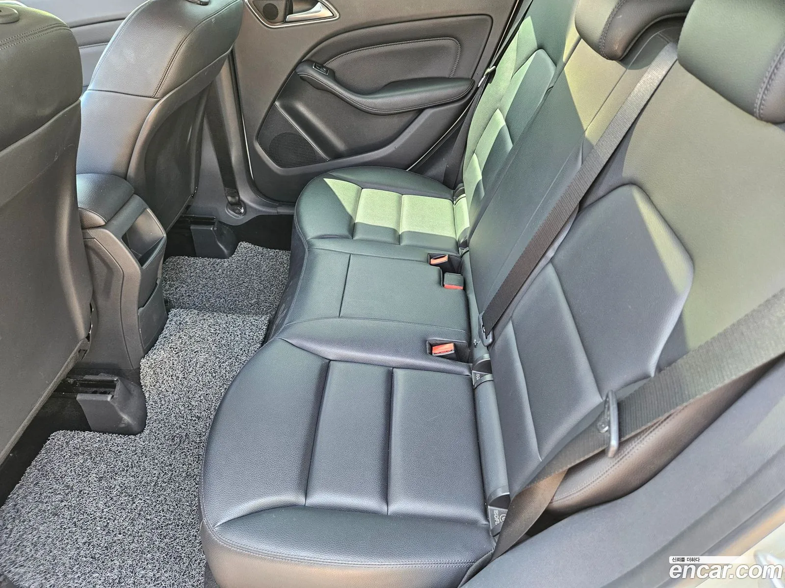 Mercedes-Benz B-Class W246 2012 — 12
