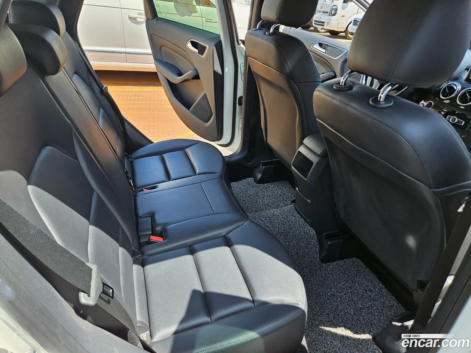 Mercedes-Benz B-Class W246 2012 — 7