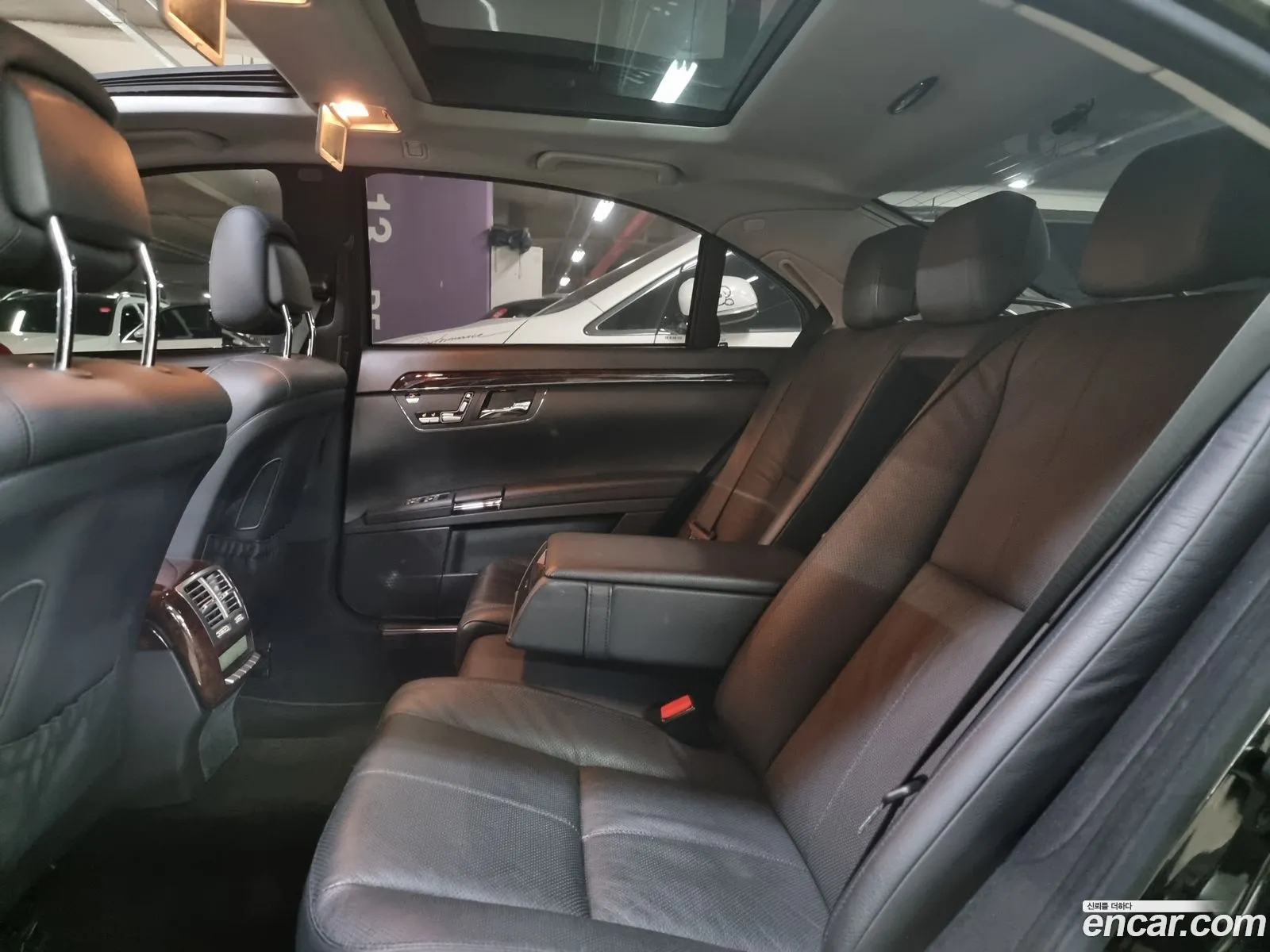 Mercedes-Benz S-Class W221 2008 — 11