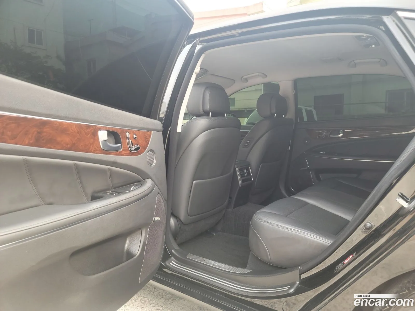 Hyundai Equus 2014 — 12