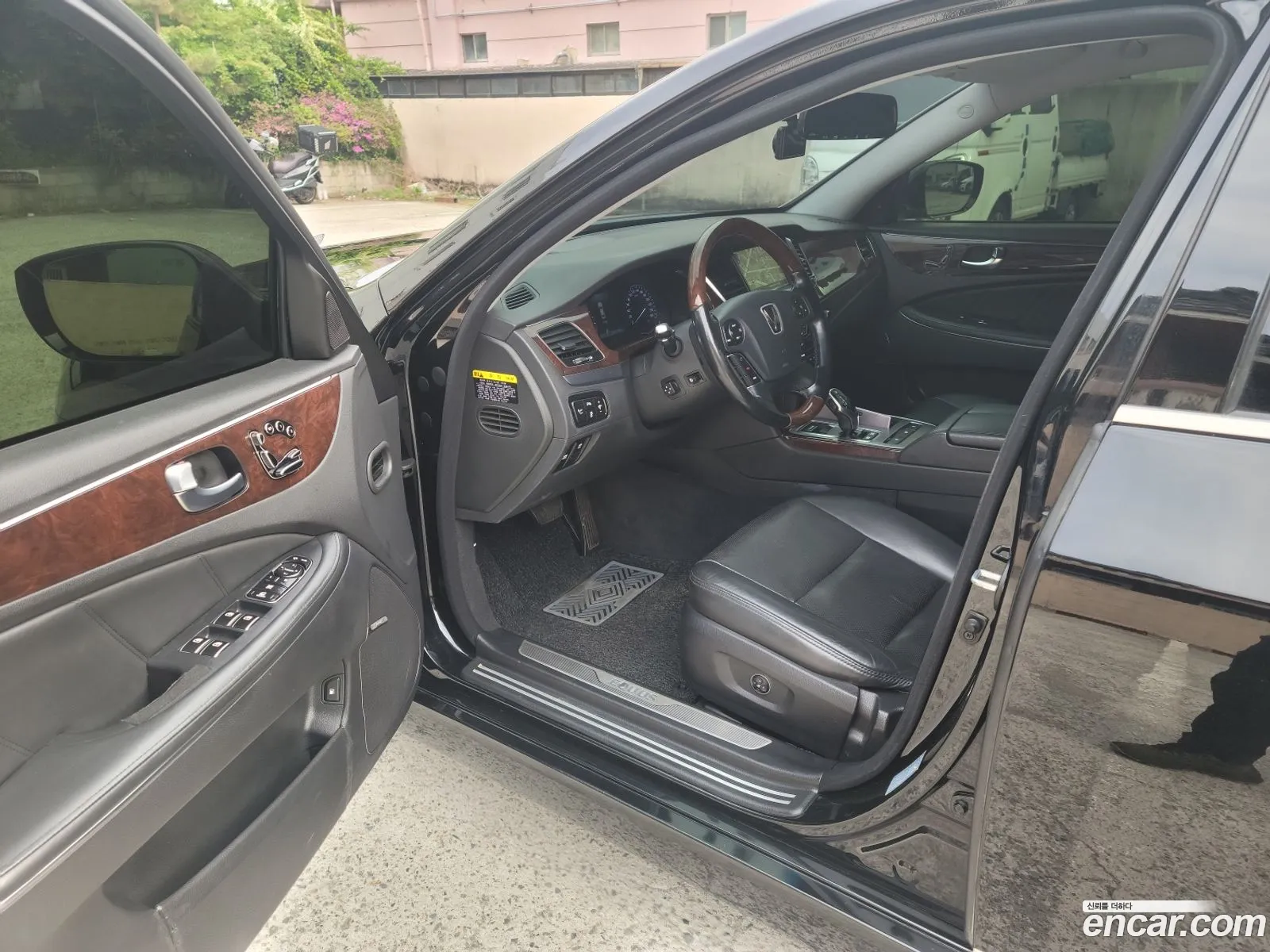 Hyundai Equus 2014 — 18