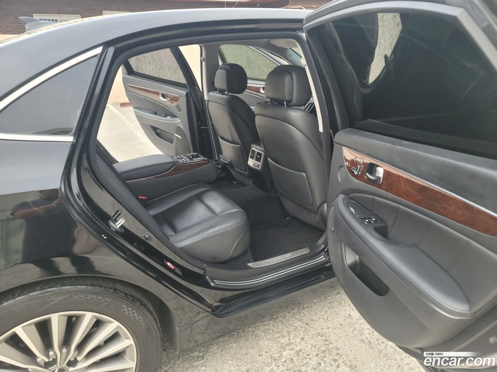 Hyundai Equus 2014 — 5