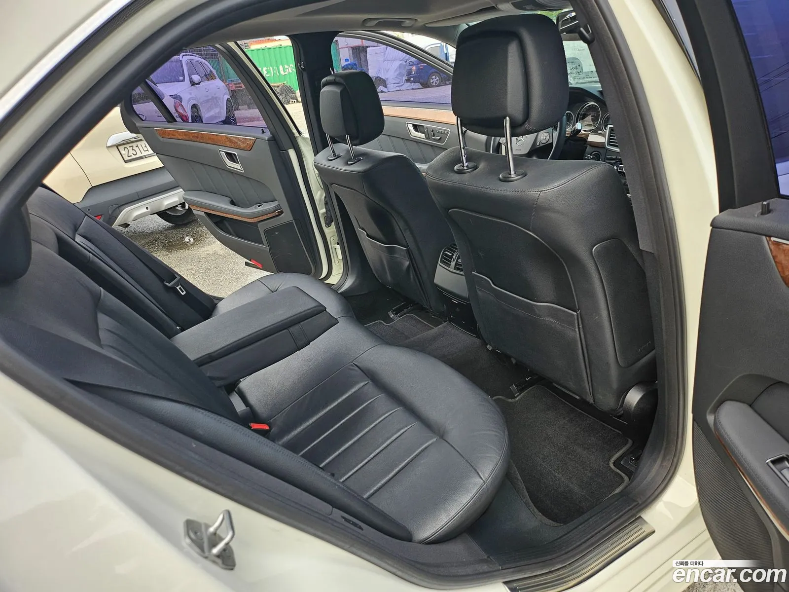 Mercedes-Benz E-Class W212 2012 — 3