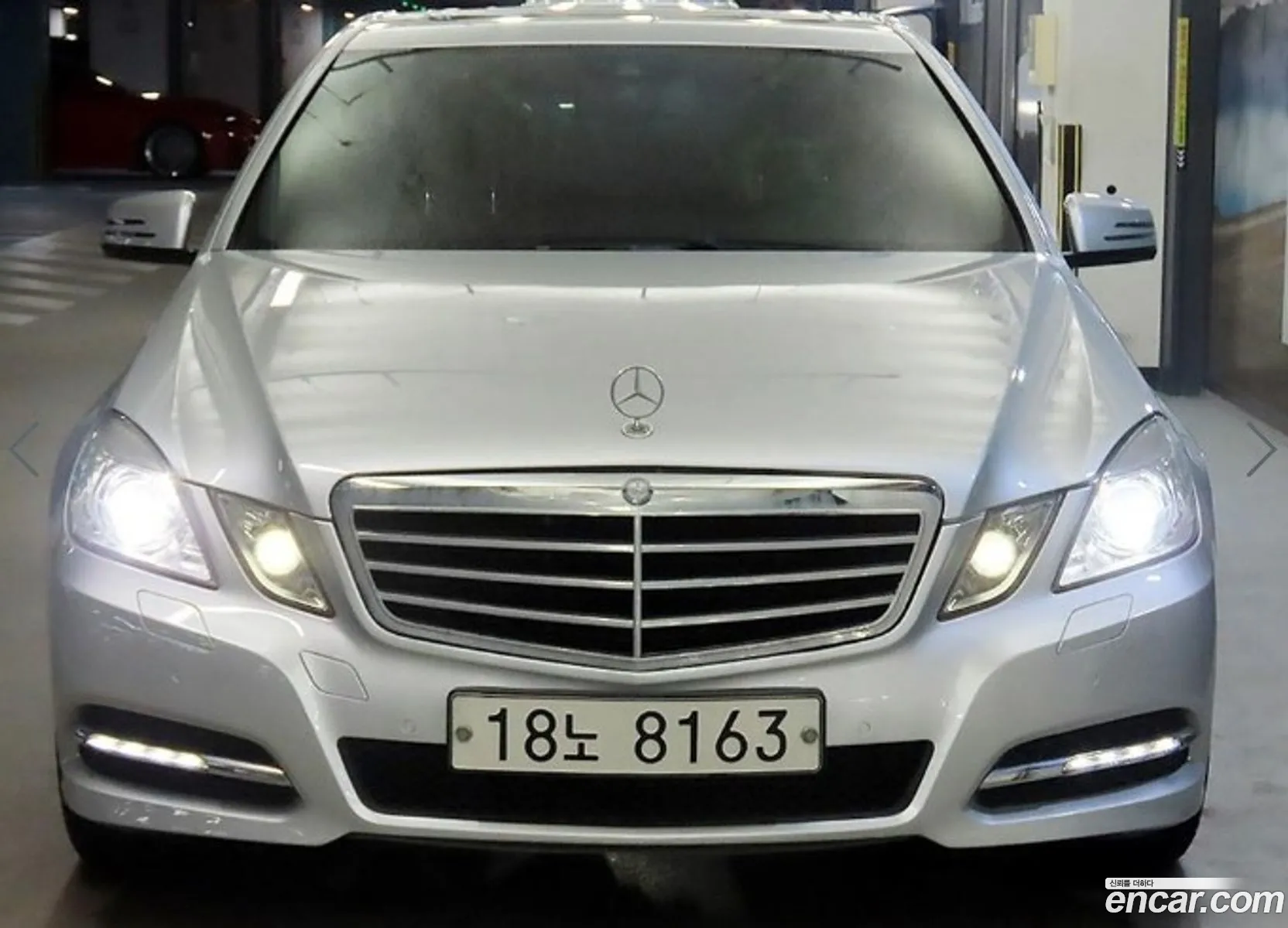 Mercedes-Benz E-Class W212 2011 — 16