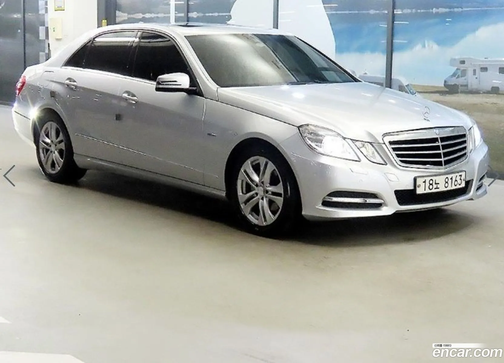Mercedes-Benz E-Class W212 2011 — 18