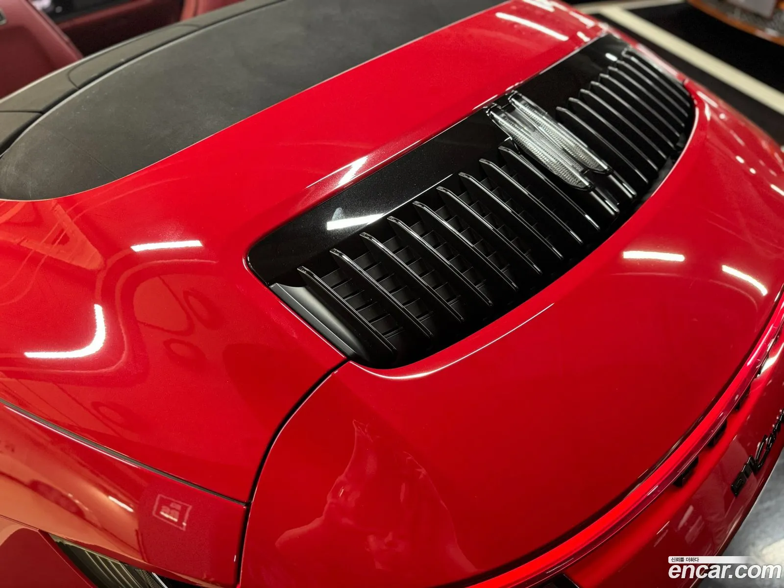 Porsche 911 2023 — 18