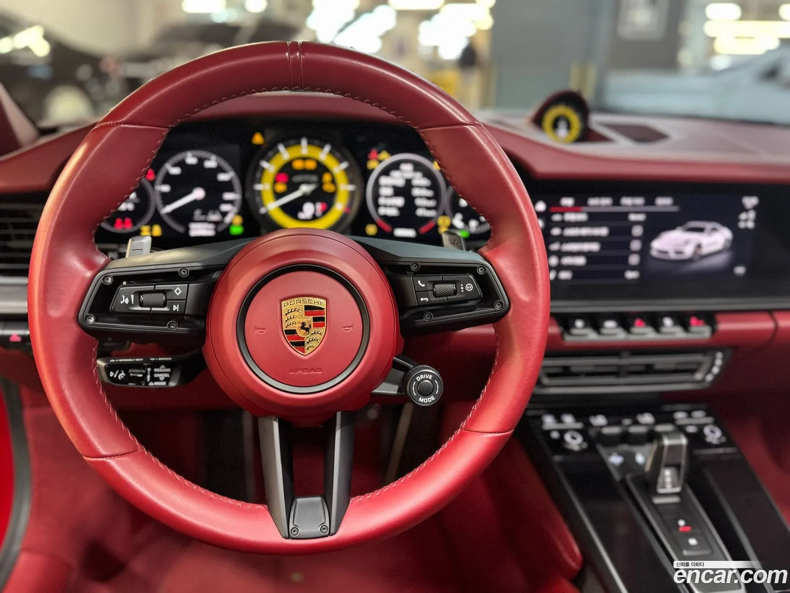 Porsche 911 2023 — 10