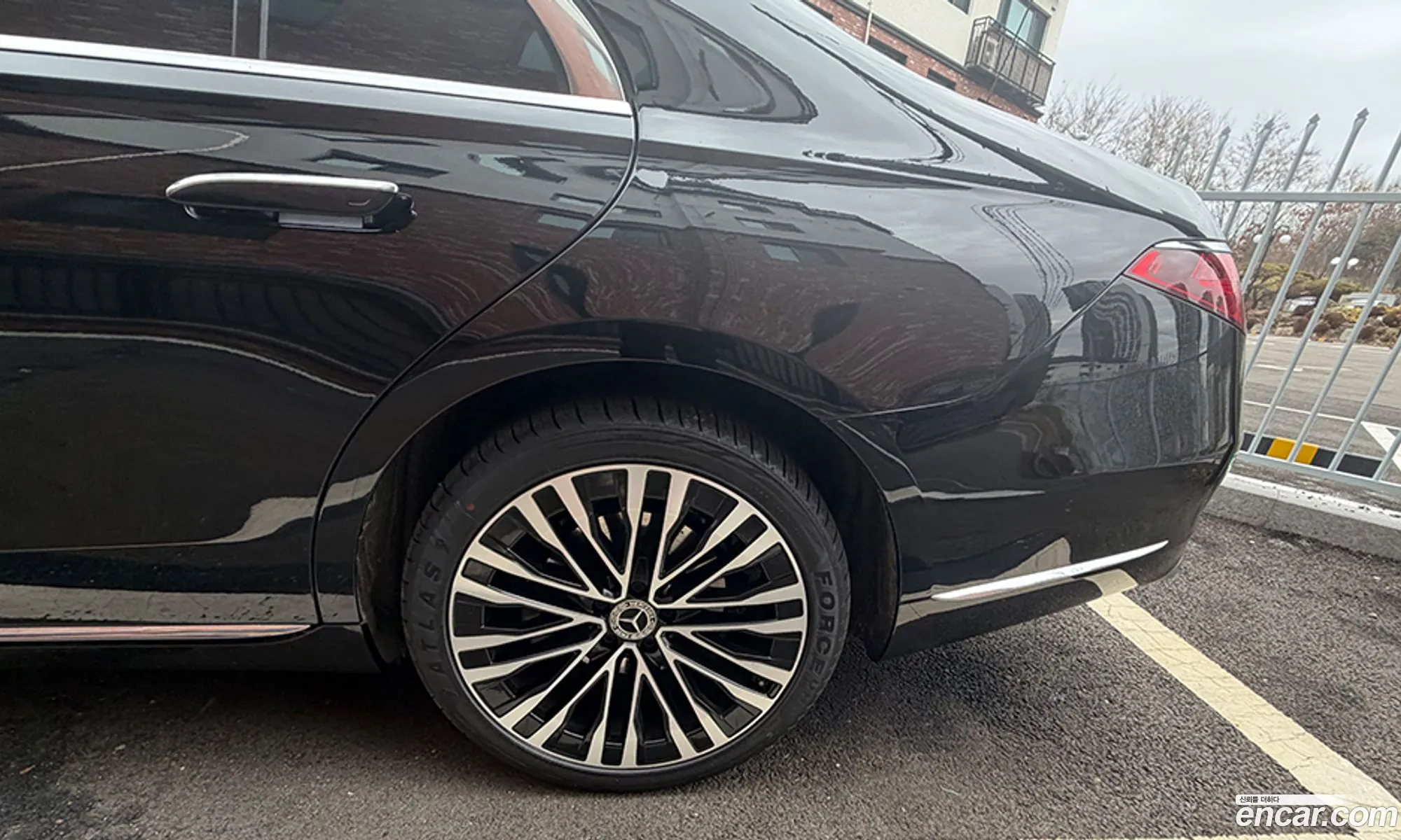 Mercedes-Benz S-Class W223 2022 — 14