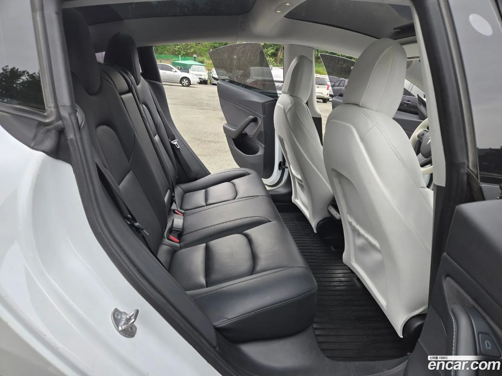 Tesla Model 3 2021 — 18