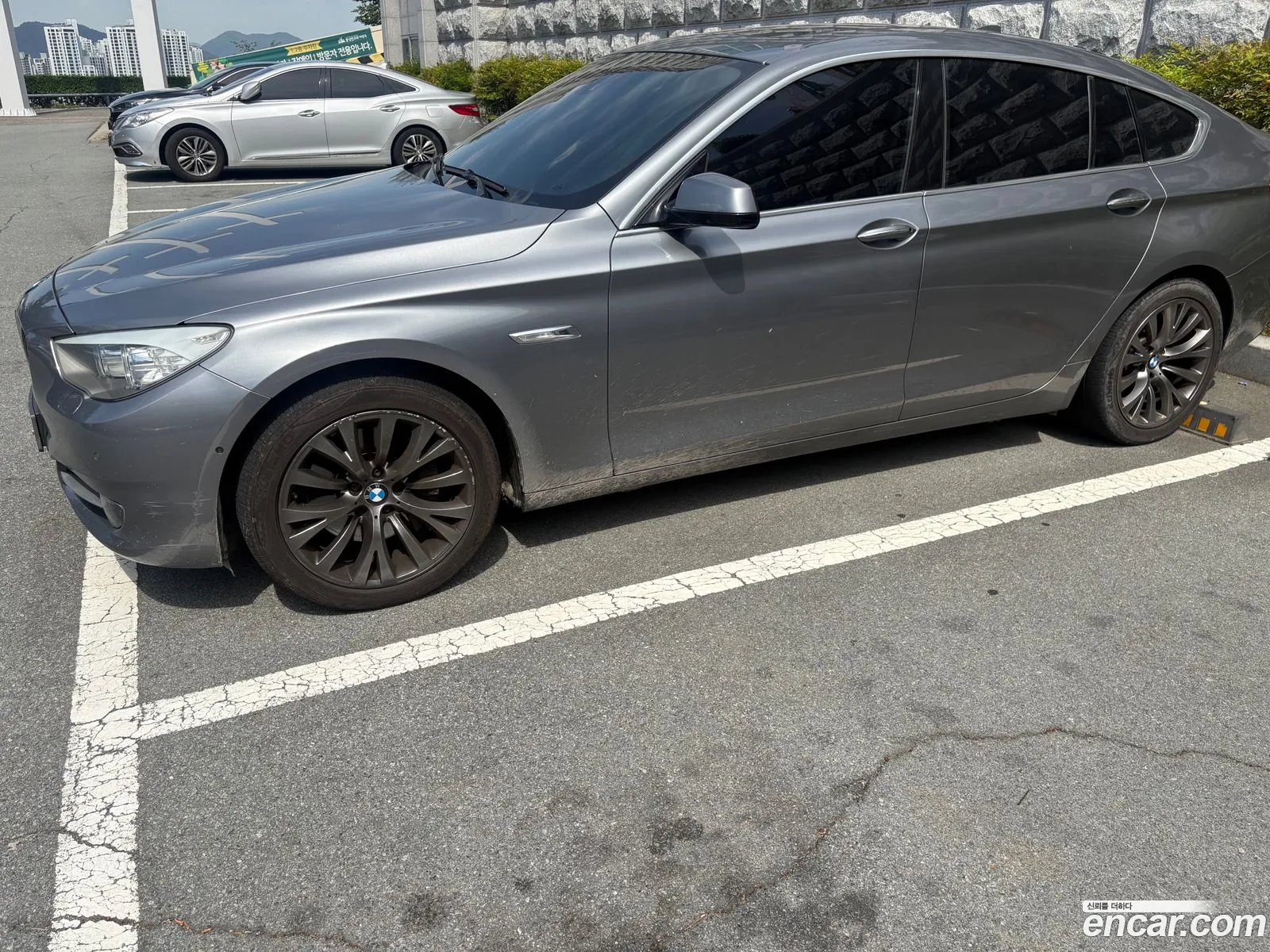 BMW 5 Series GT 2011 — 13