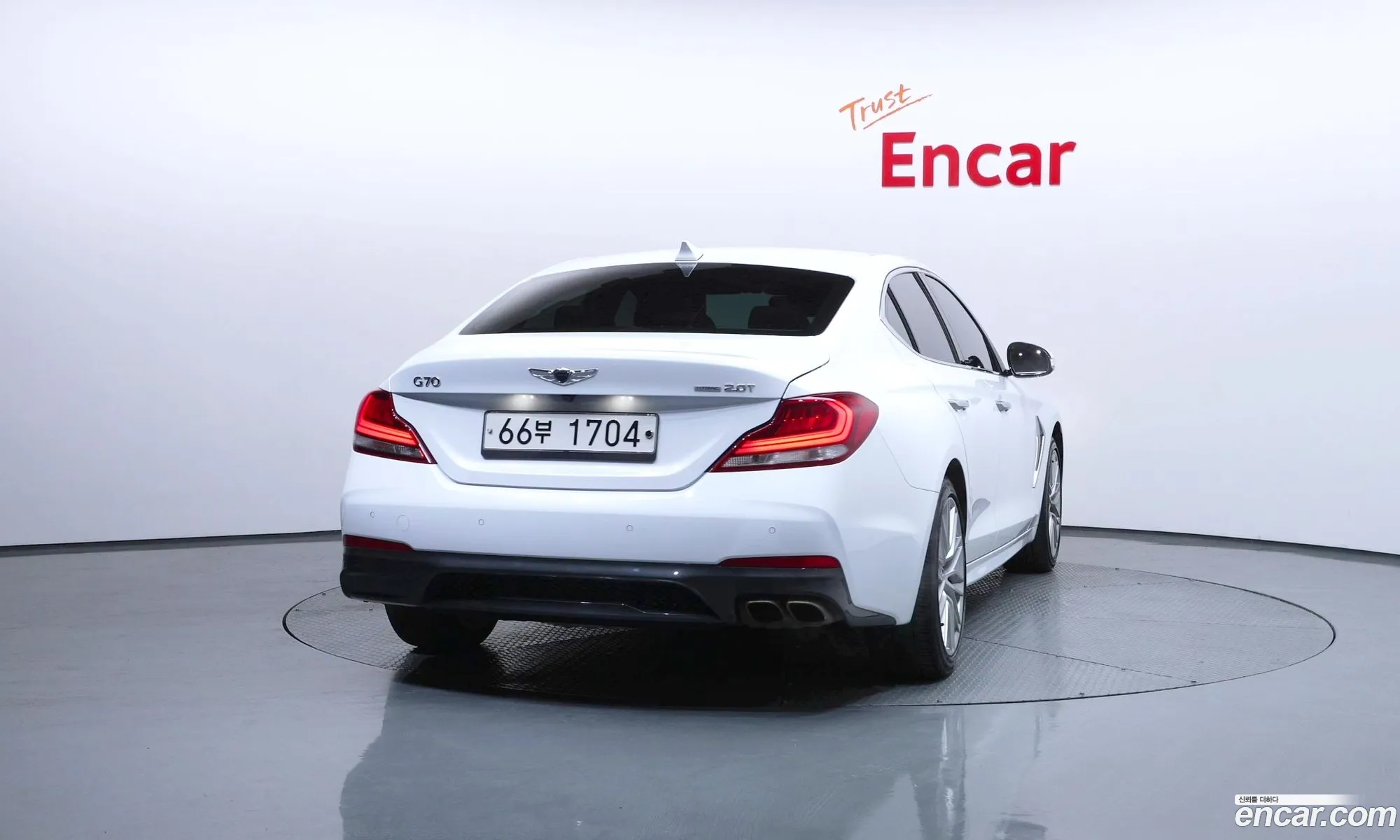 Genesis G70 2019 — 2