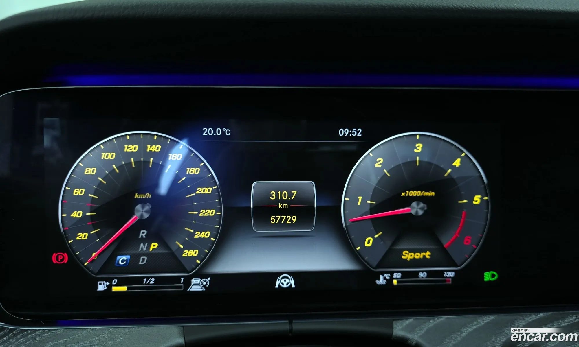 Mercedes-Benz CLS-Class C257 2019 — 24