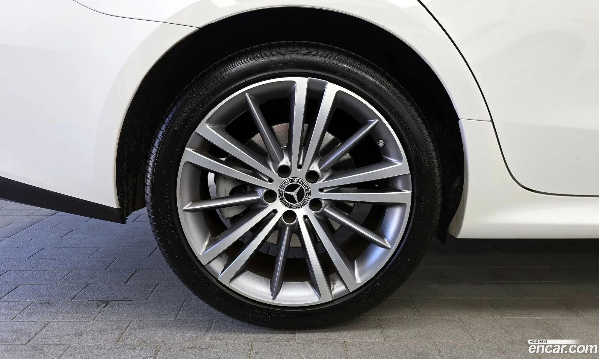 Mercedes-Benz CLS-Class C257 2019 — 26
